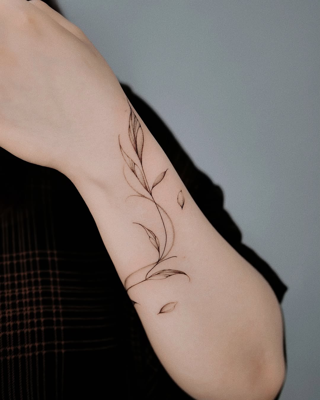 Tattoo by @yeowool_tattooer — fine_line