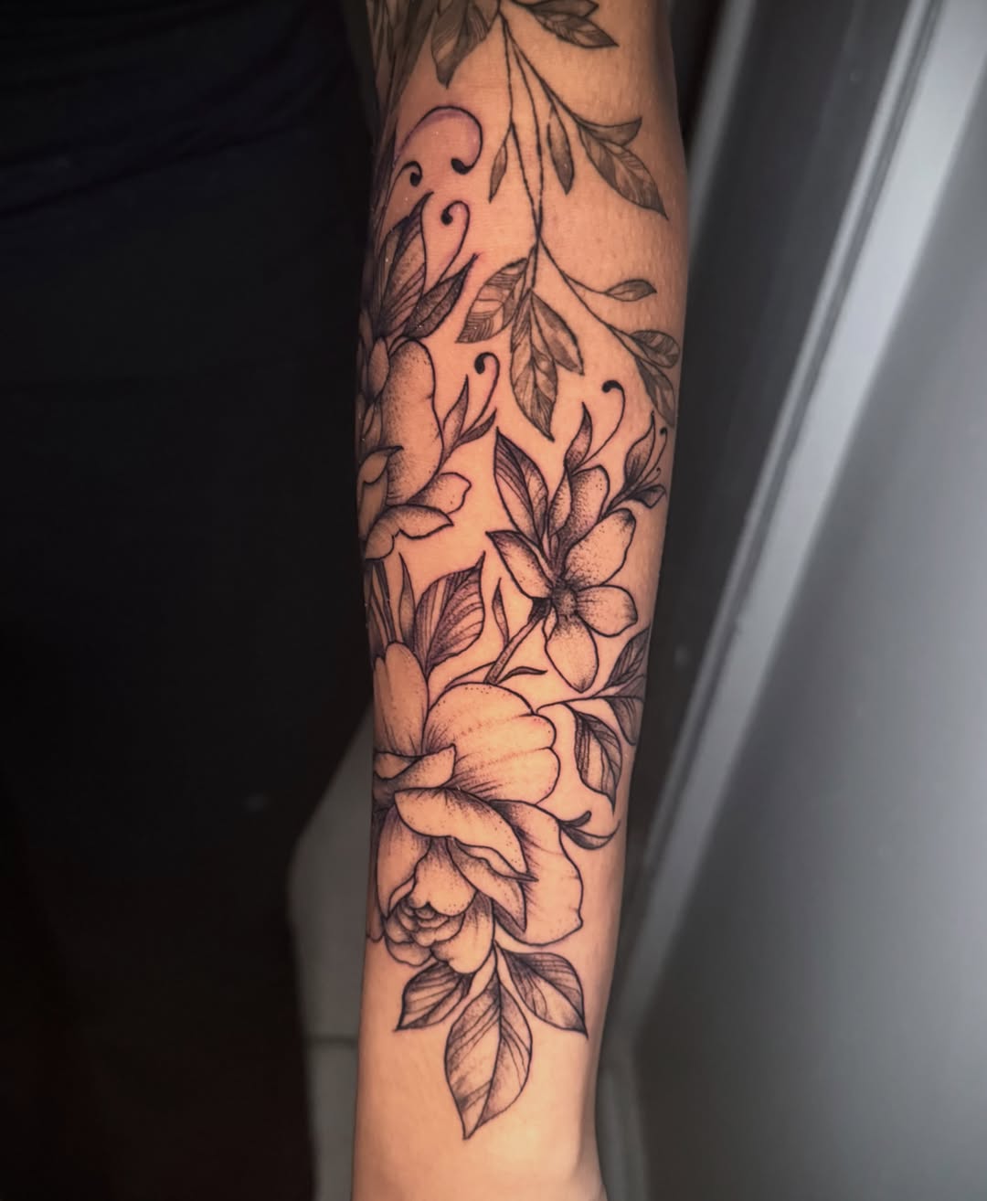 Tattoo by @spikes.and.daisies — black_and_grey