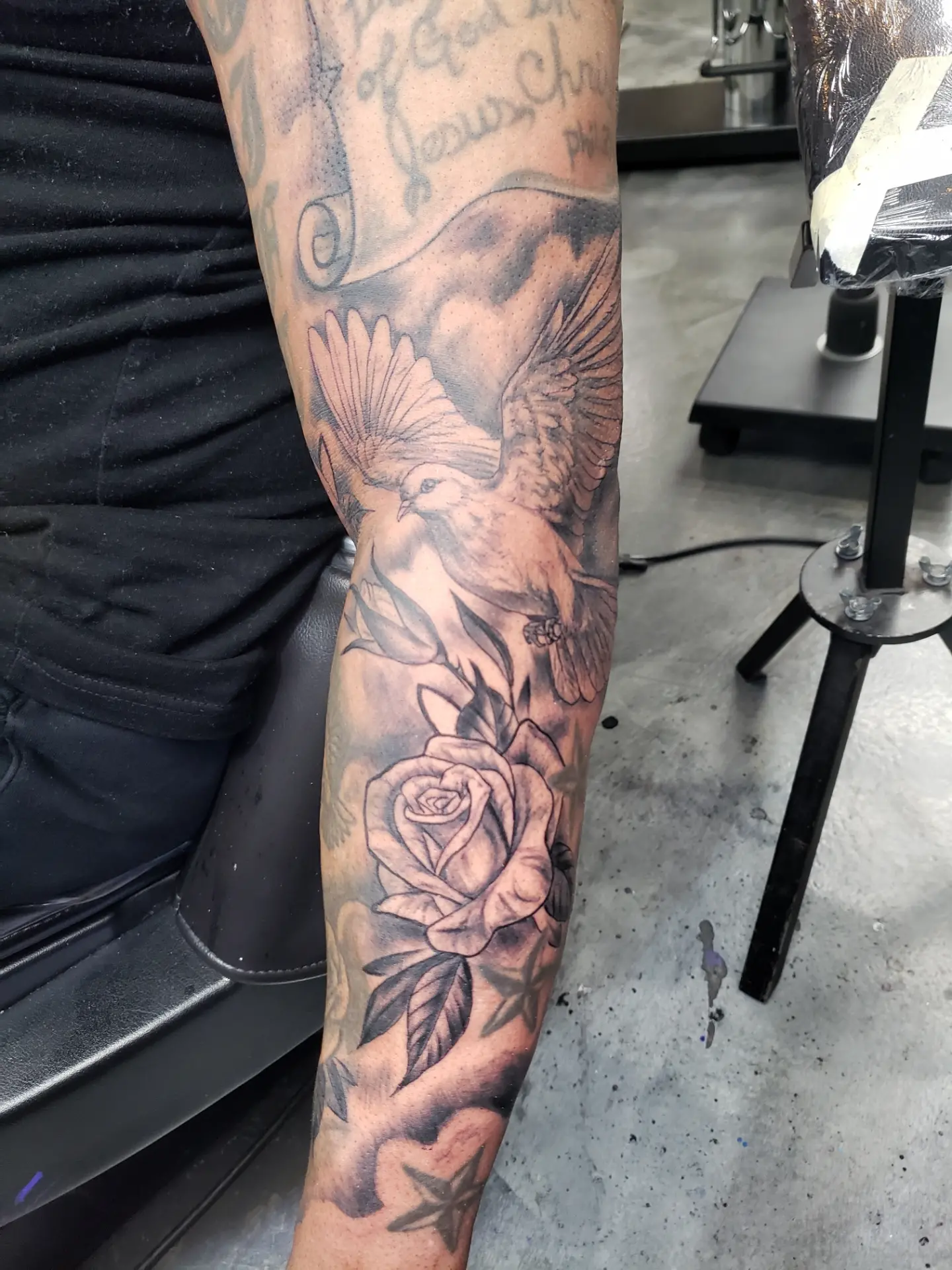 Tattoo by @tnchriswhitney — black_and_grey