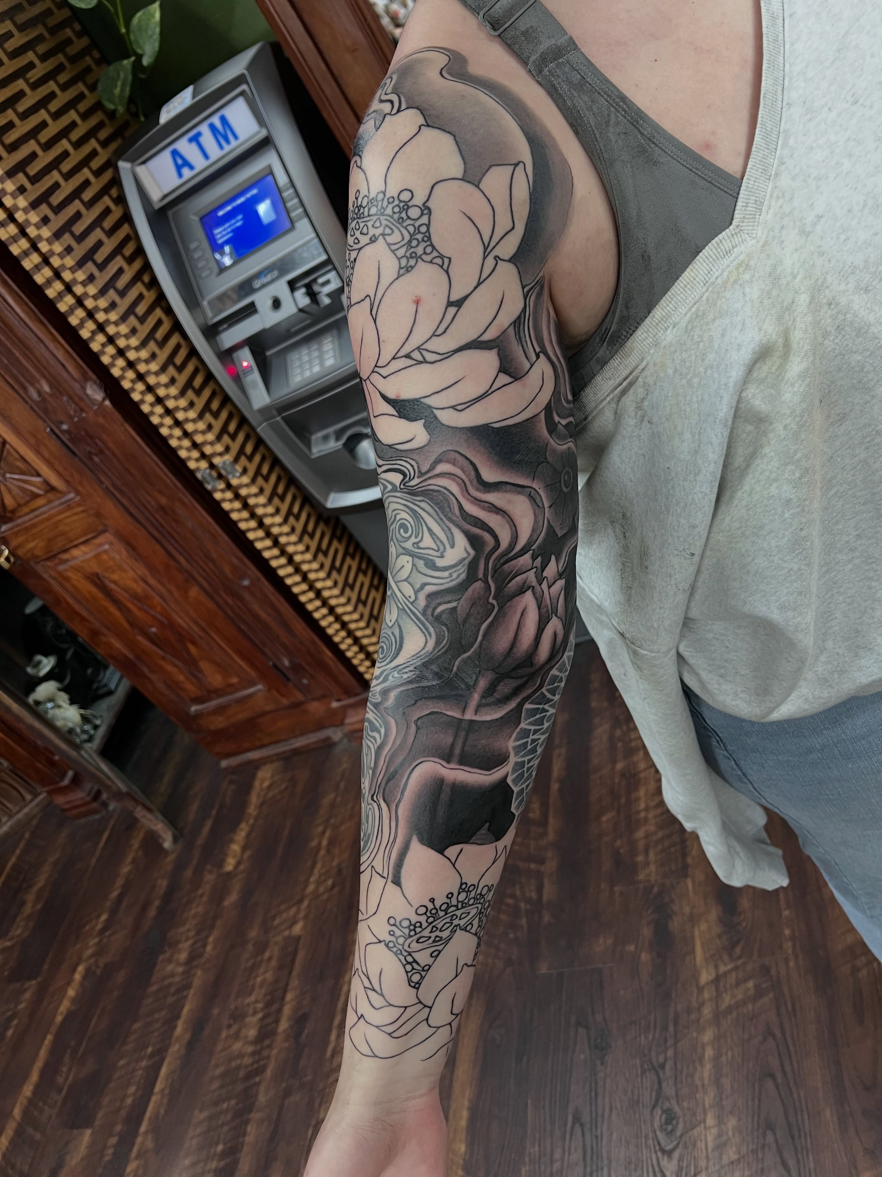 Tattoo by @jordanphillipstattoo — black_and_grey