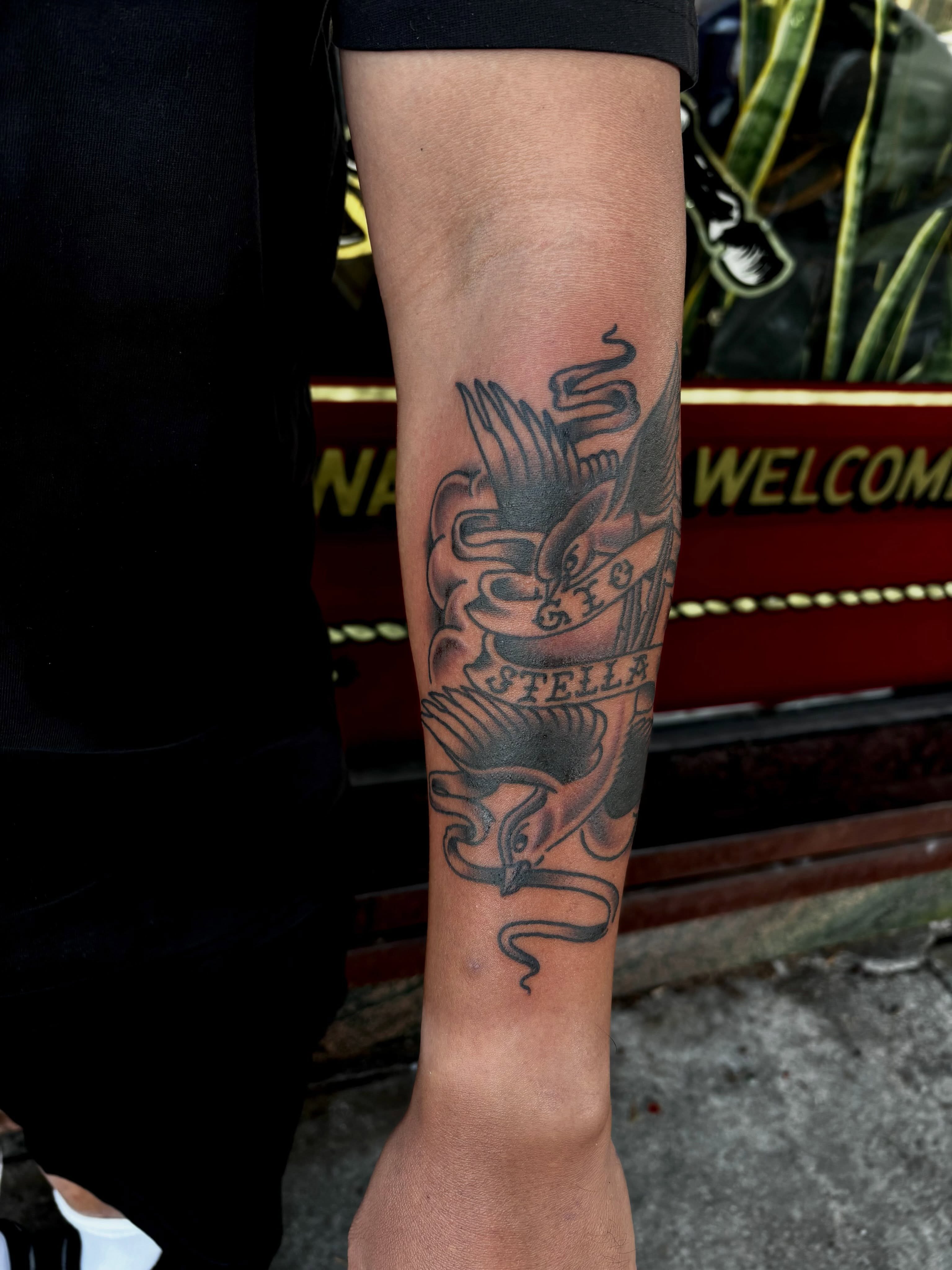Stella American traditional tattoo on the forearm by Alyssa L'Heureux🕴🏼, Los Angeles, California