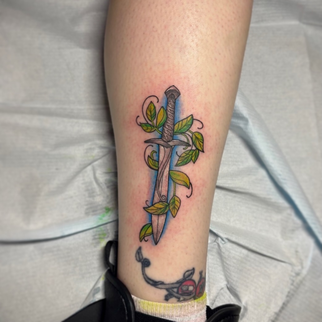 Tattoo by @houseofblackart — neo_traditional
