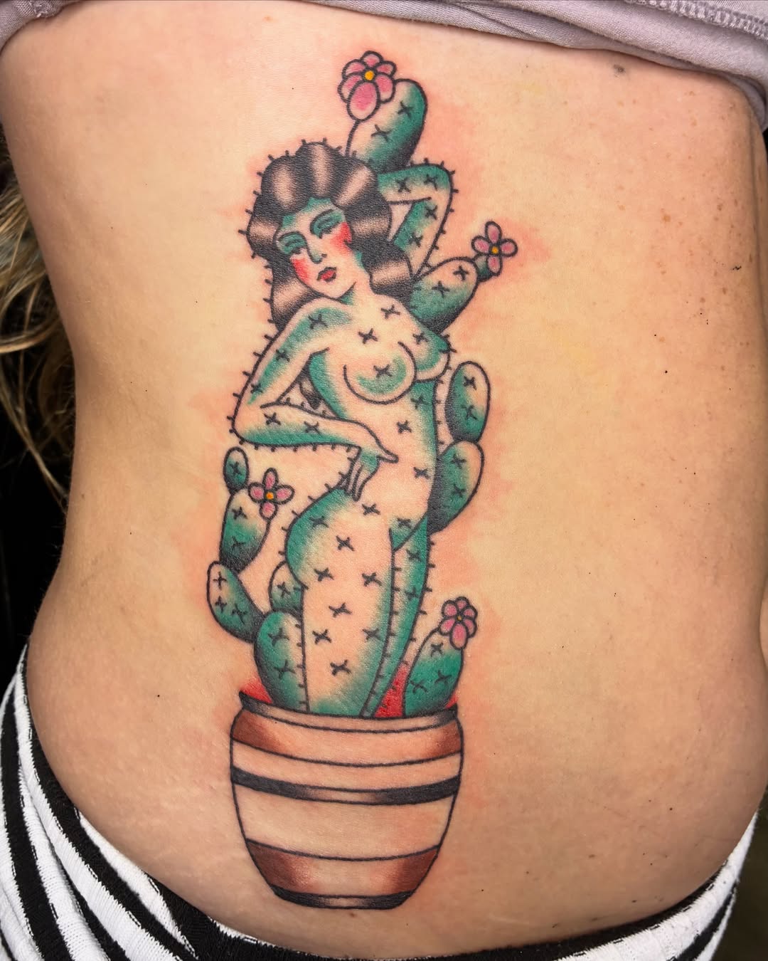 Tattoo by @pimaxoxo — american_traditional