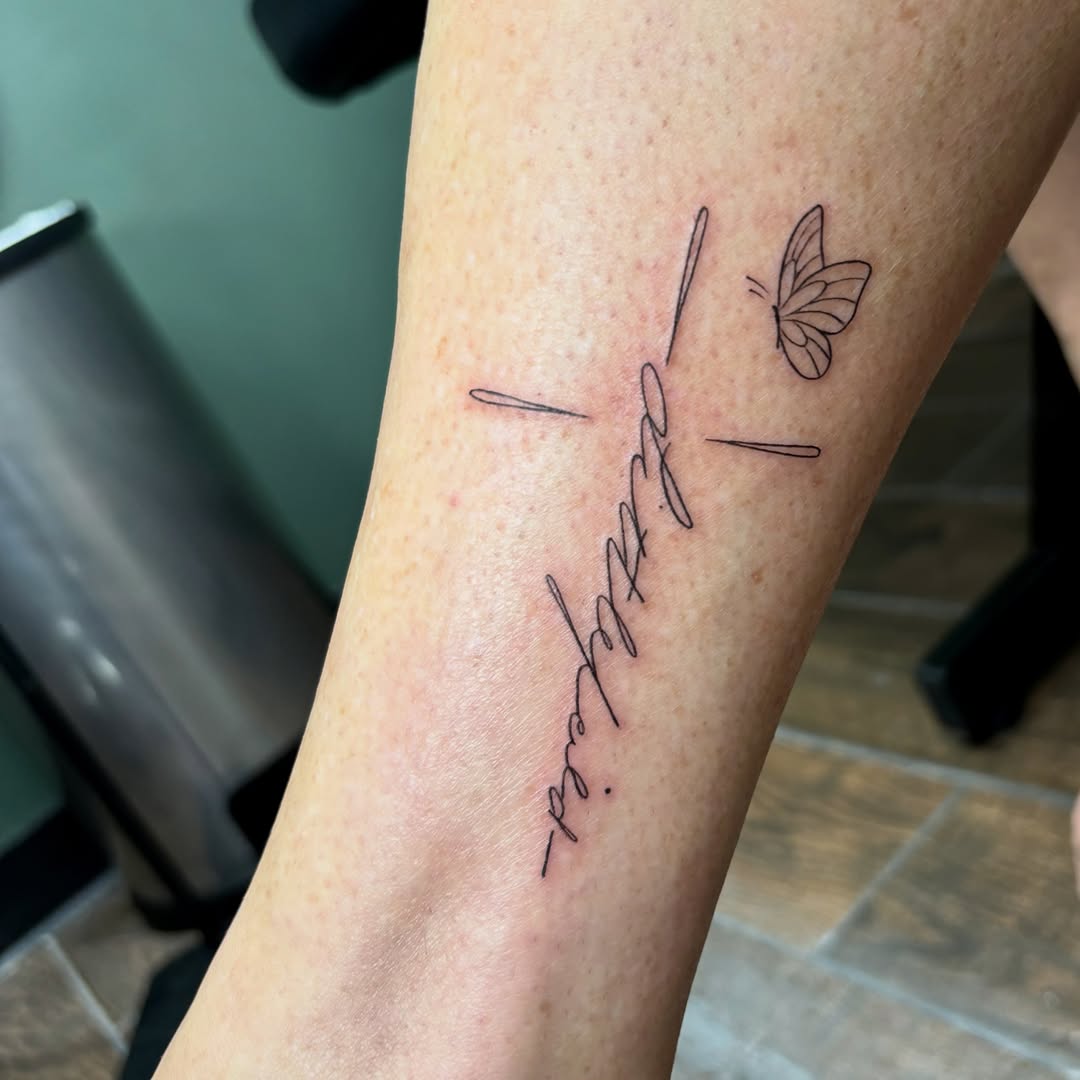 Tattoo by @emmaleighrosetattoos — fine_line