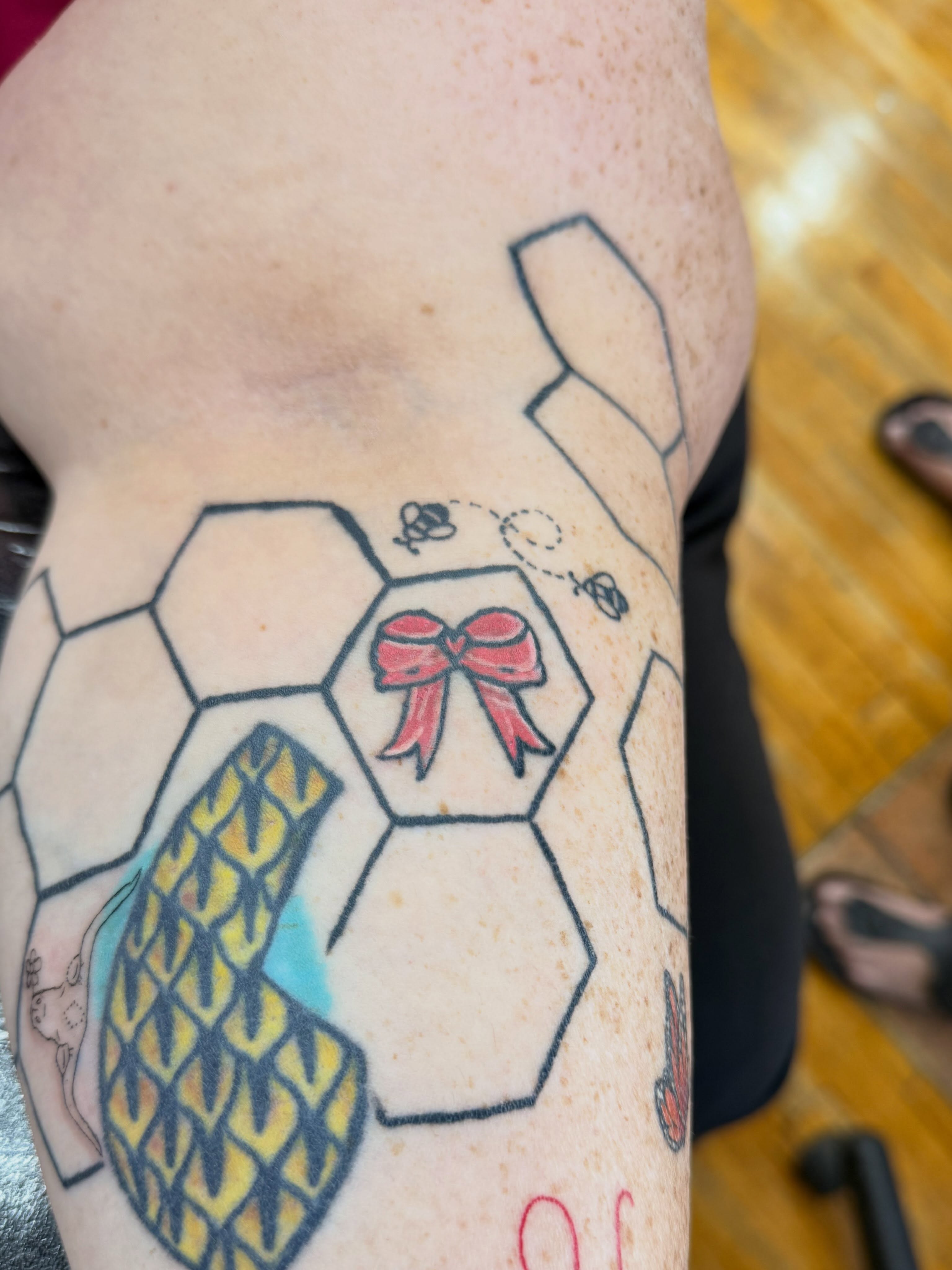 Tattoo by @inked_by_parisapple — geometric