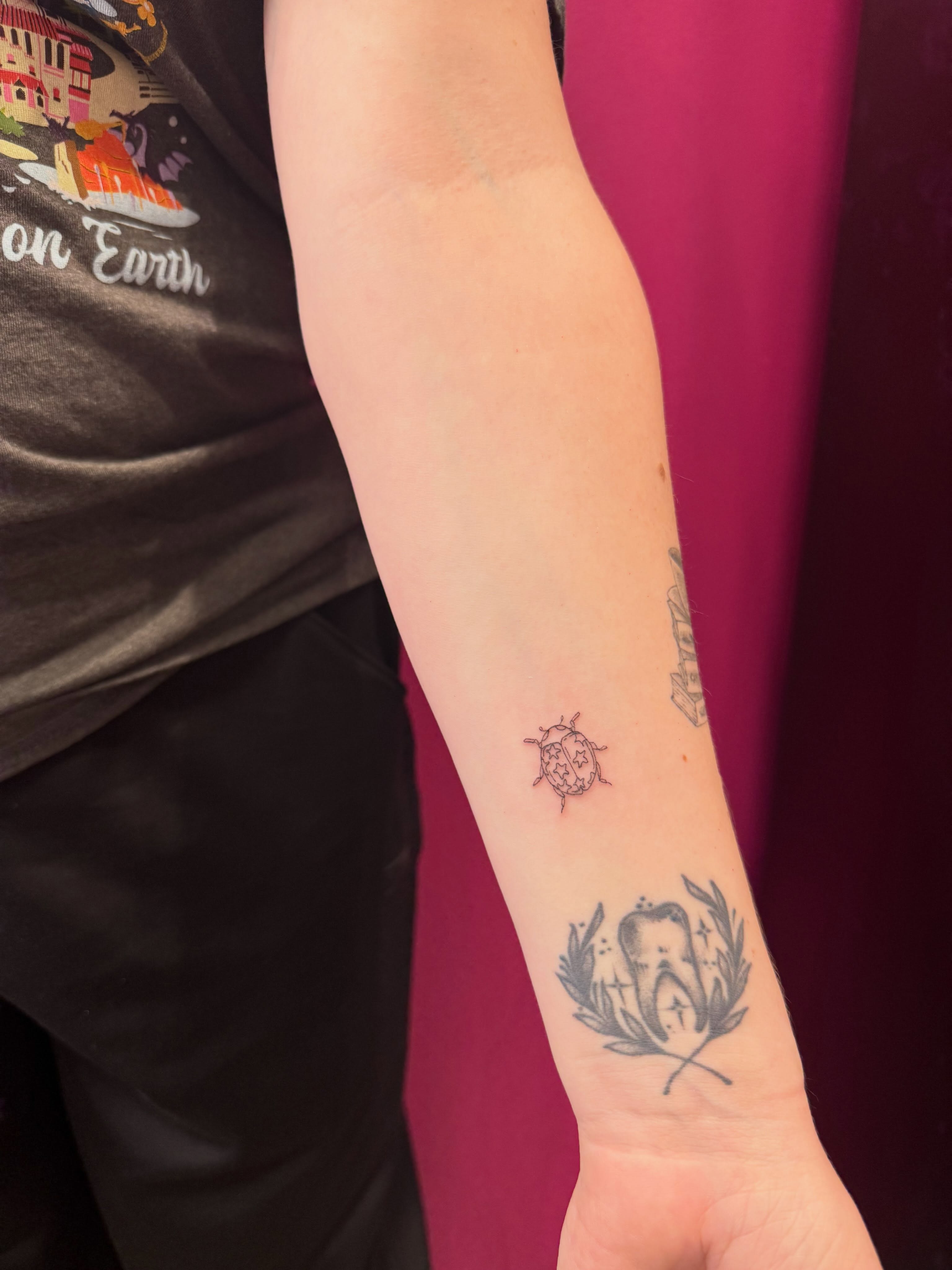 Tattoo by @pinkhousetattoo β black_and_grey