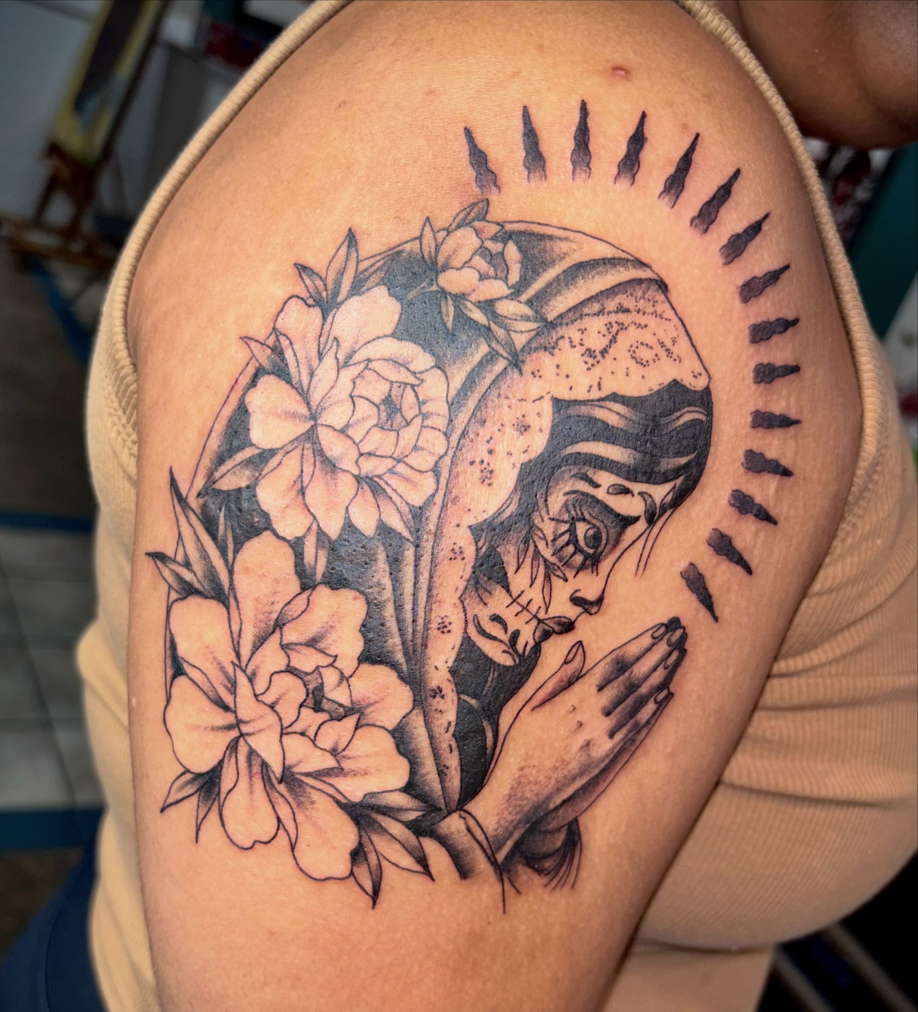 Tattoo by @arkoudatattoo — black_and_grey