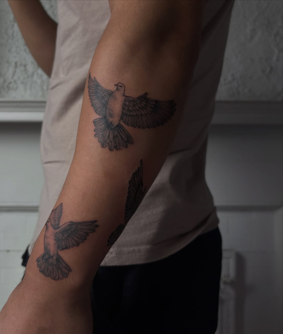 Tattoo by @erinhasagun β black_and_grey