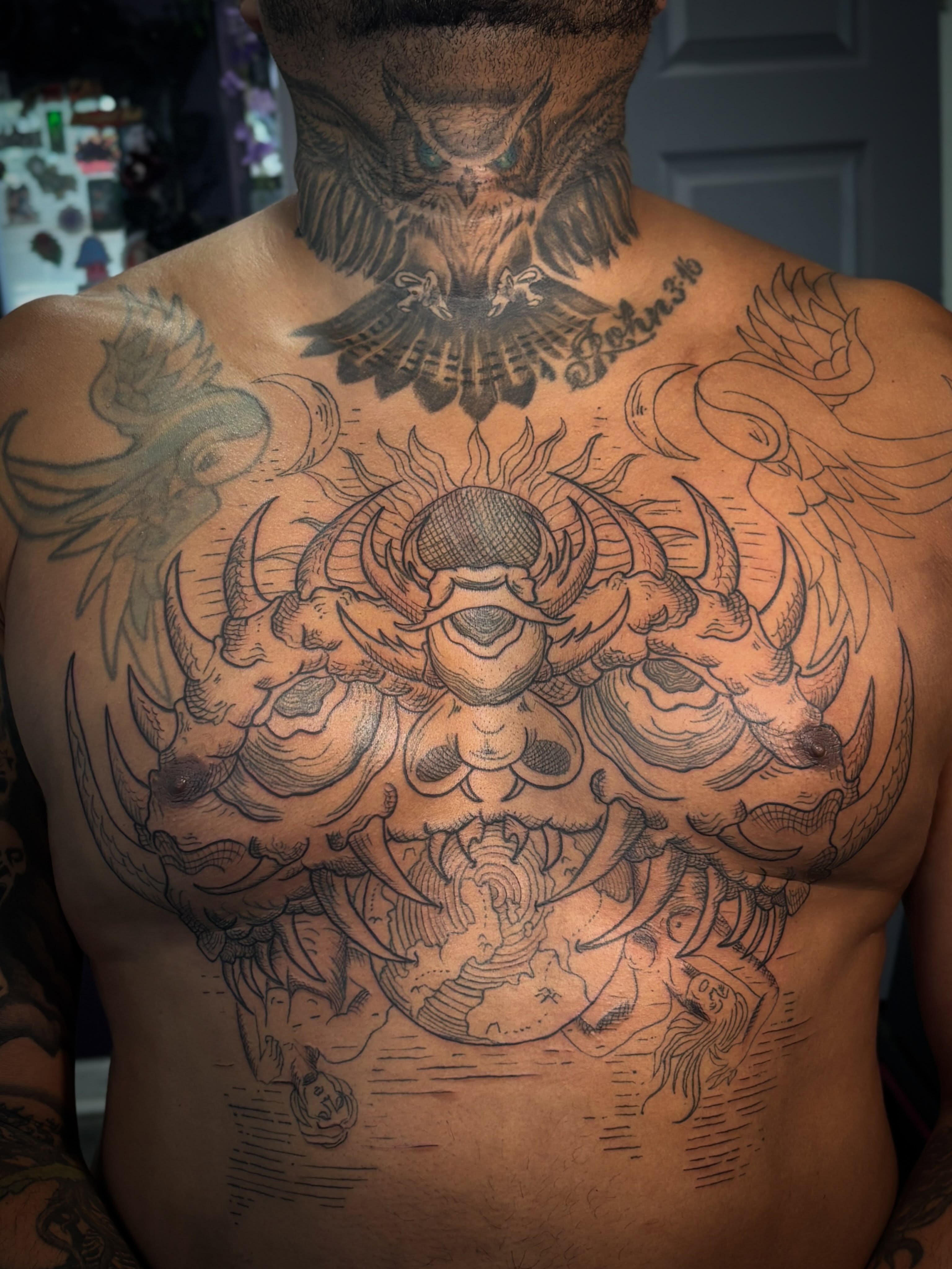 Tattoo by @_stabbygabby — black_and_grey, geometric