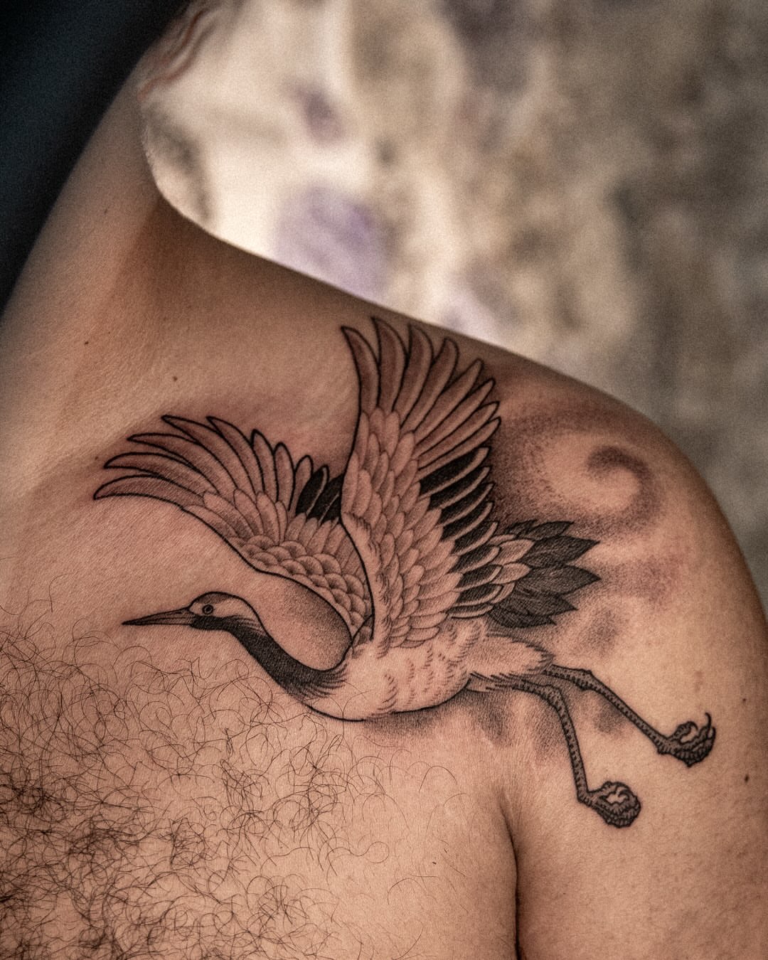 Bird black and grey tattoo on the shoulder by 홍대타투