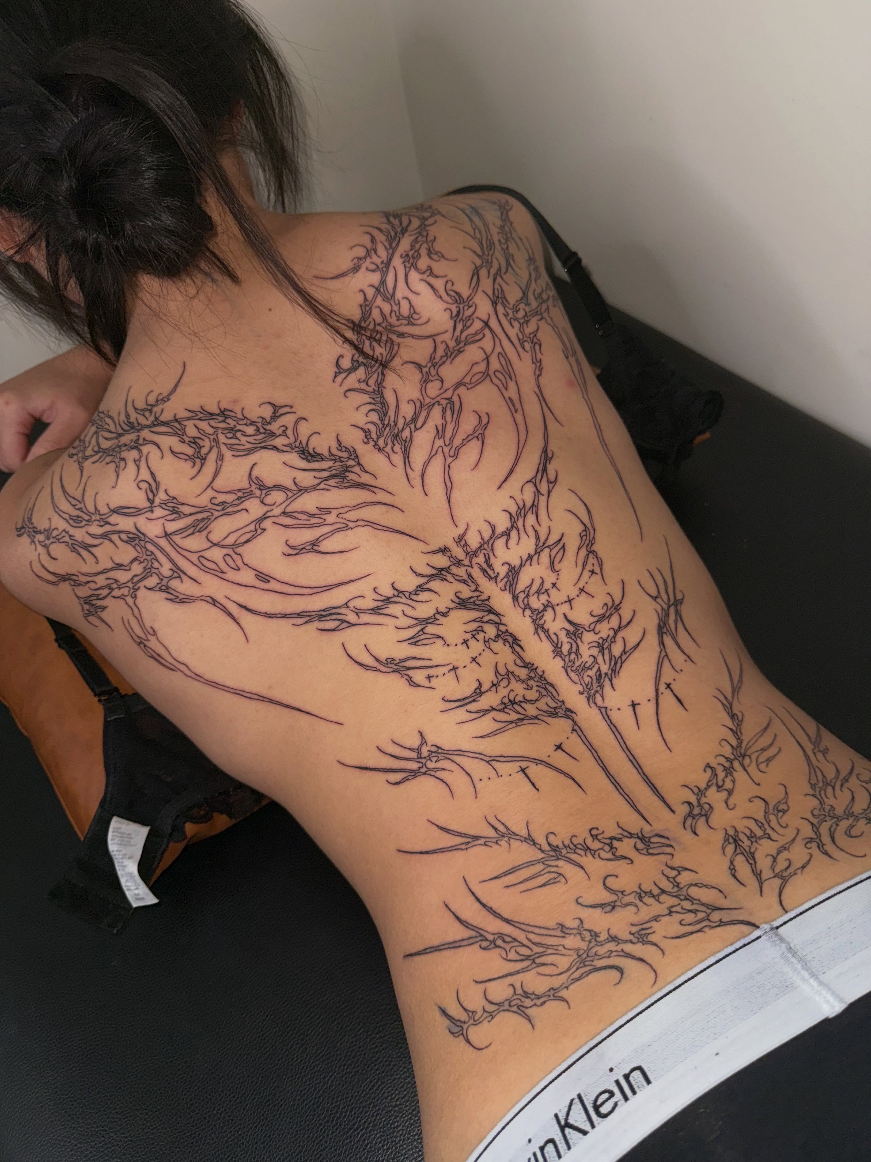 Tattoo by @diiv4n — black_and_grey