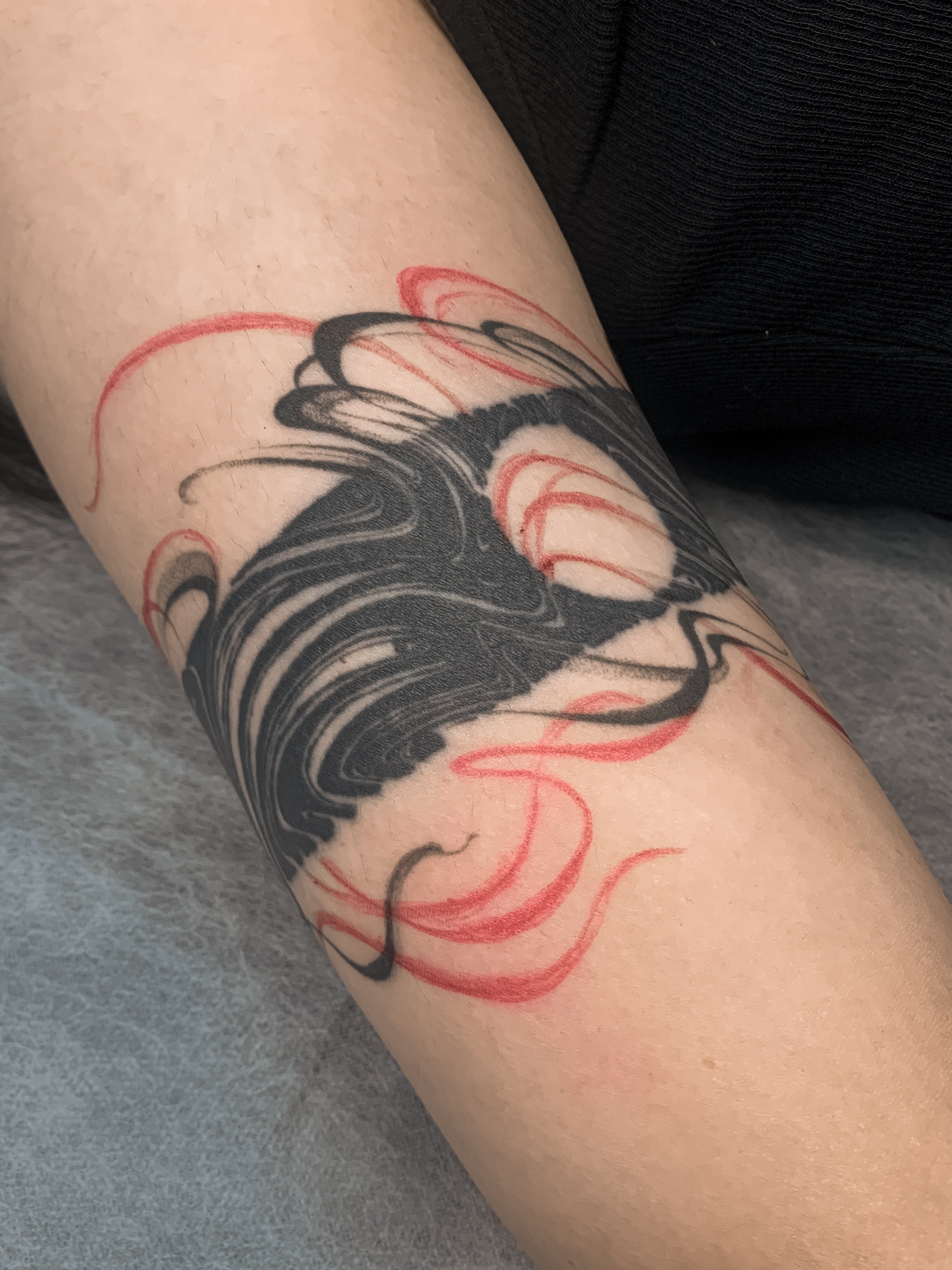 Tattoo by @__21.tattooworkerz__ — black_and_grey