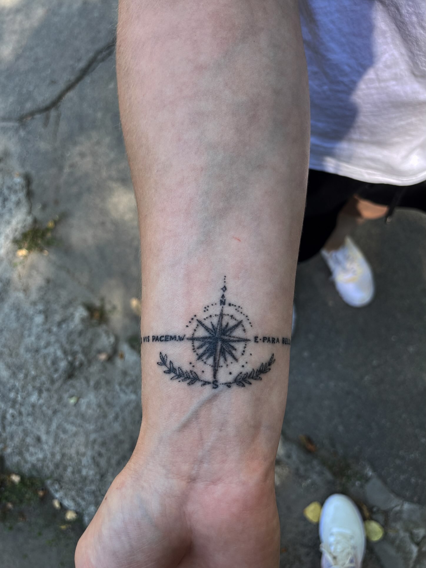 Tattoo by @_cats_and_tatts_ — dotwork