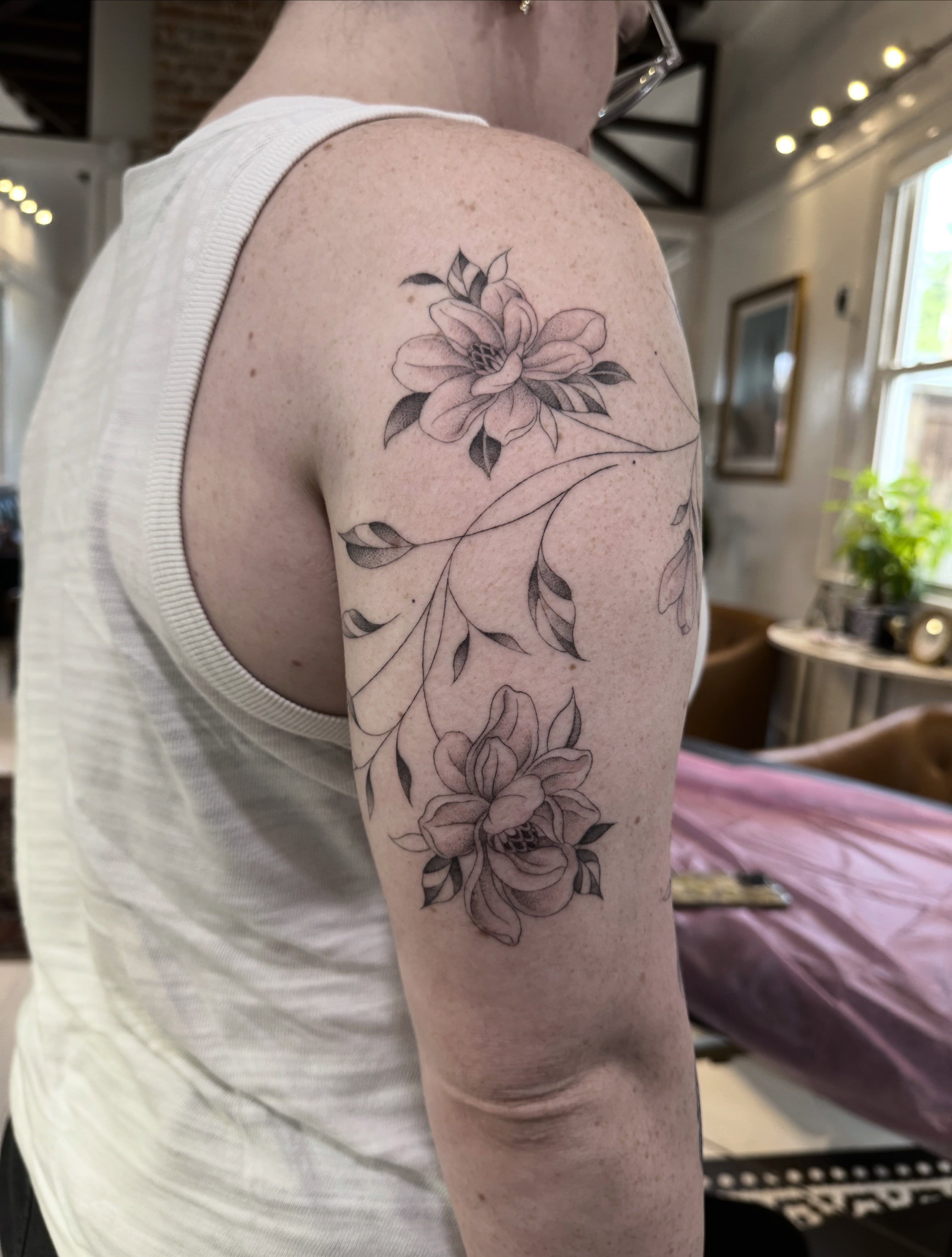 Tattoo by @seanharringtontattoo β black_and_grey