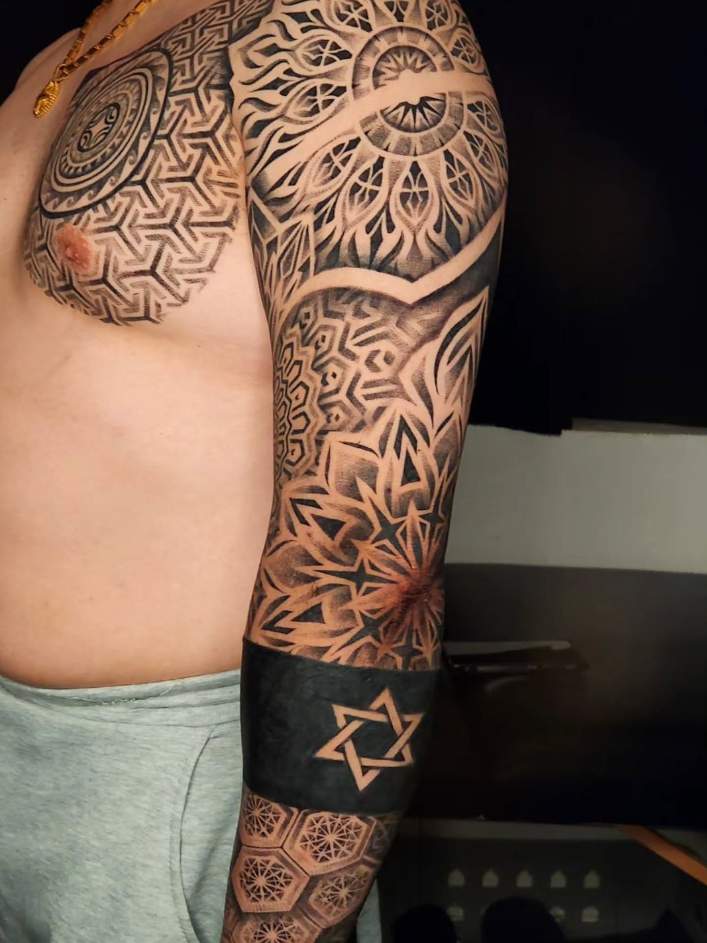 Tattoo by @toa_monti — geometric