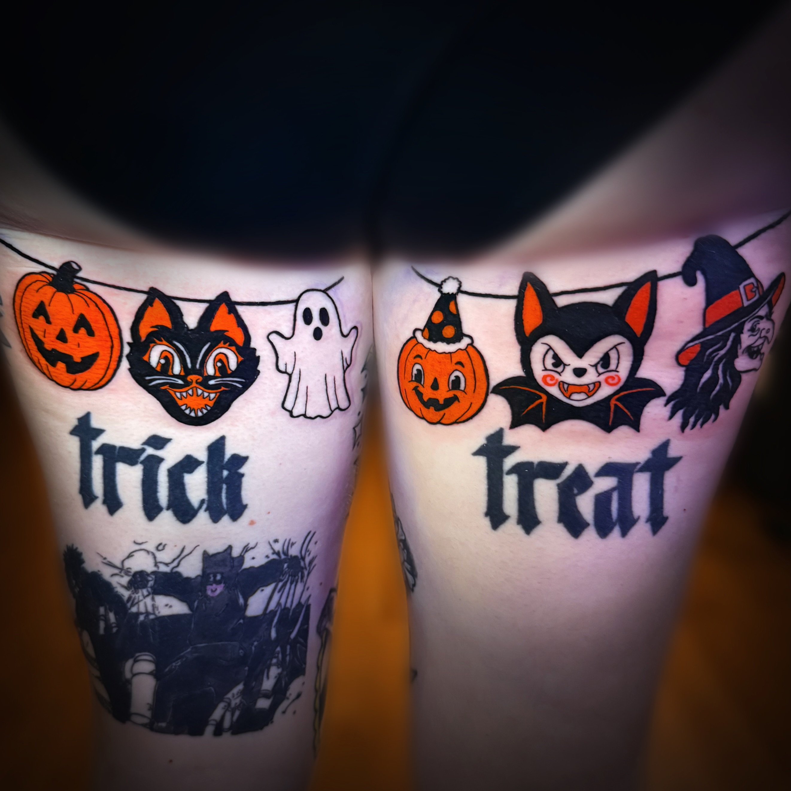 Halloween-themed tattoo American traditional tattoo on the thigh by Dominique Darko