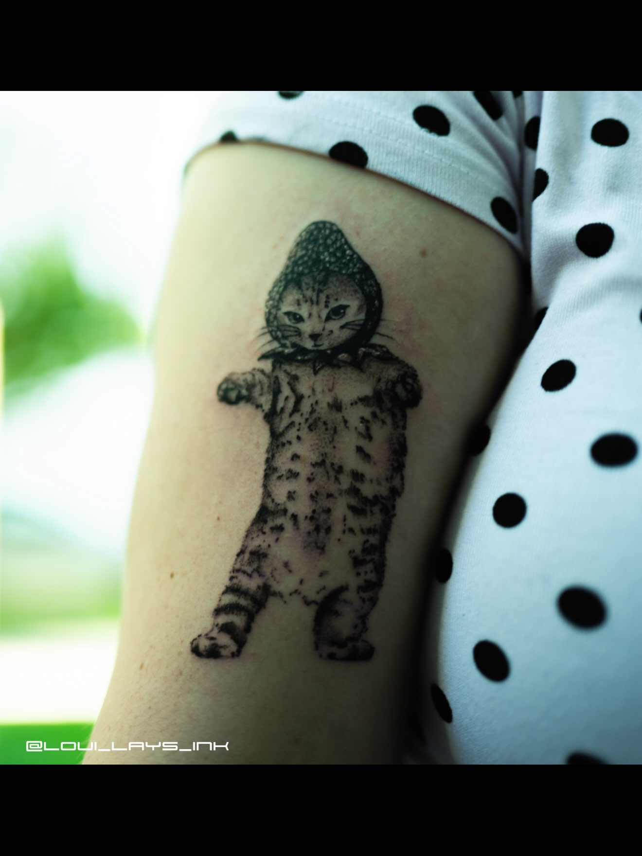 Tattoo by @loui_lays_ink — dotwork