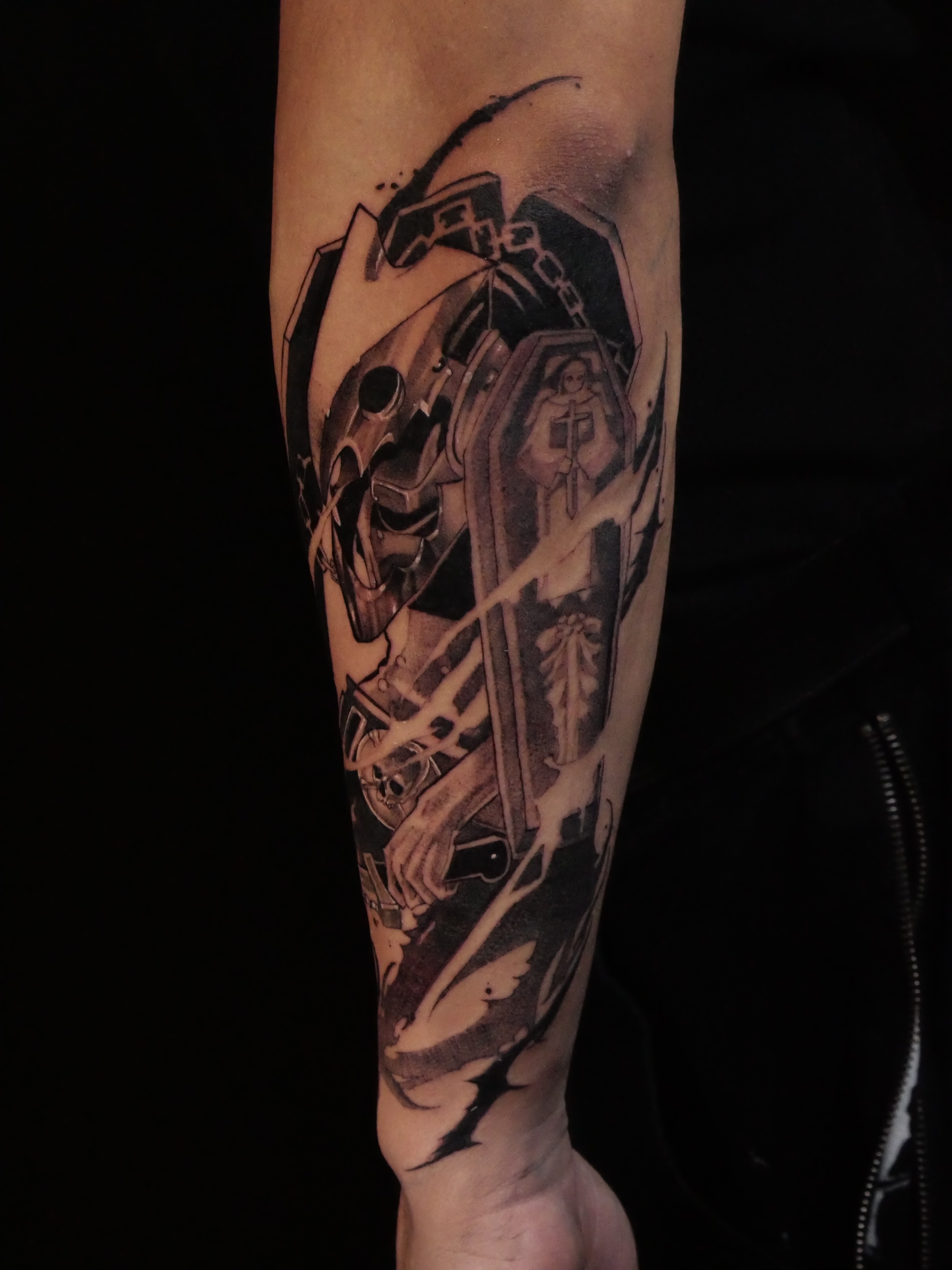 Mecha geometric tattoo on the forearm by Sloppy