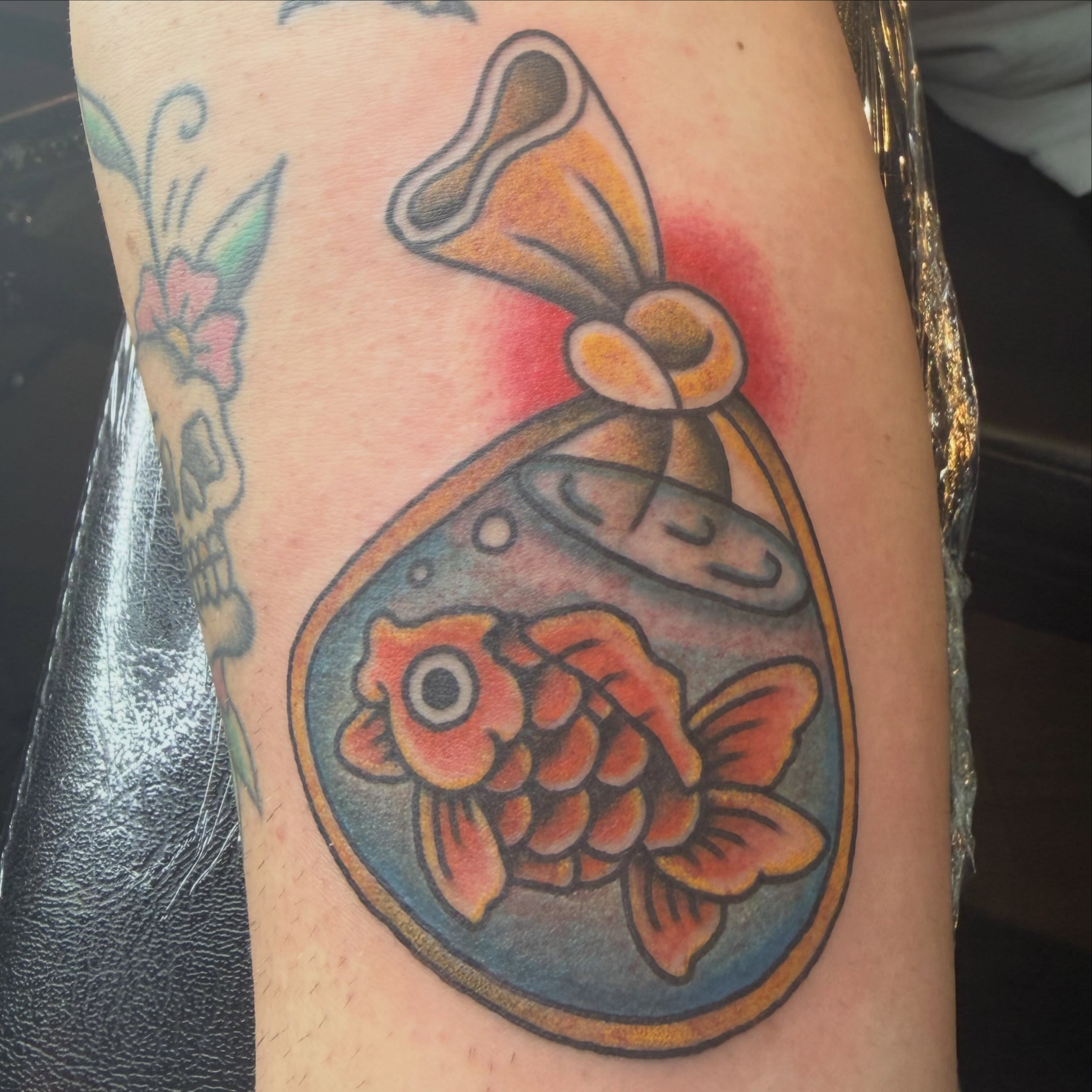 Tattoo by @queendaddytattoos — american_traditional