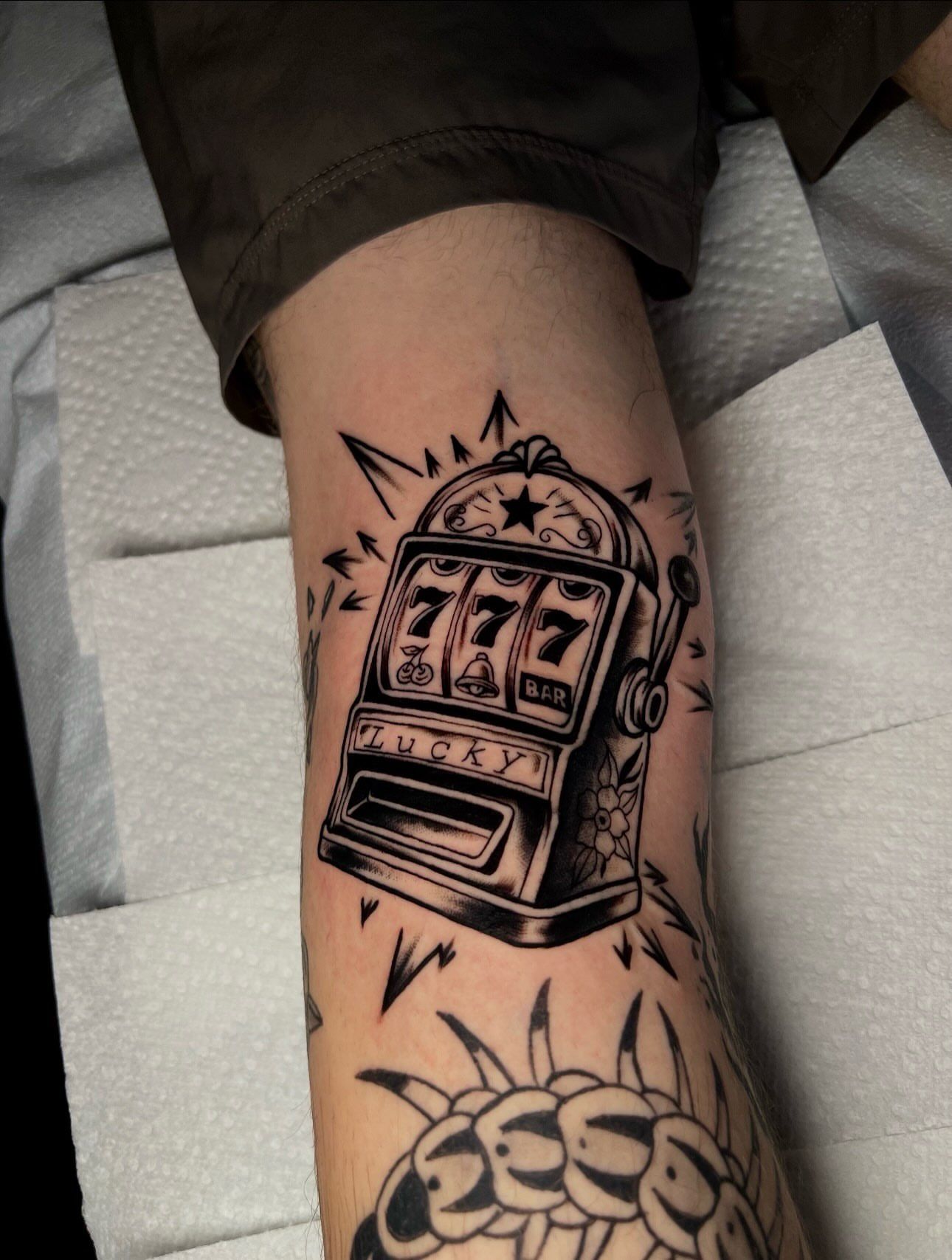 Tattoo by @mezatatt2 — american_traditional