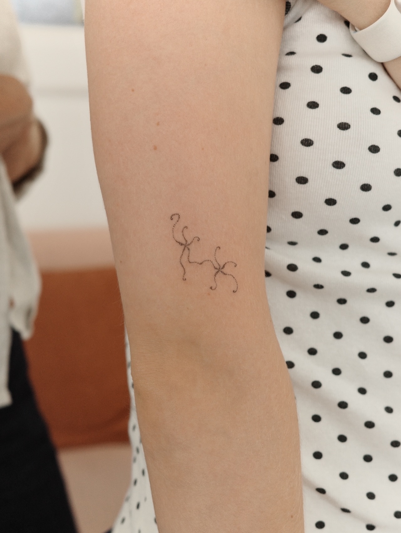 Tattoo by @itsumo.tats — fine_line