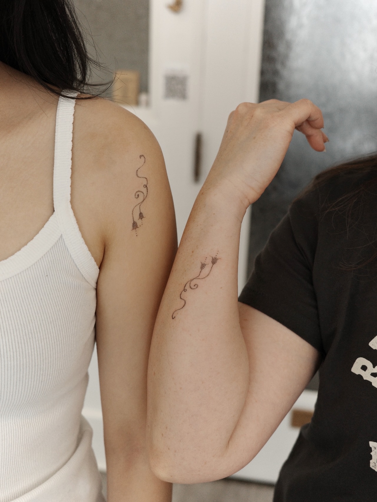 Tattoo by @itsumo.tats — fine_line