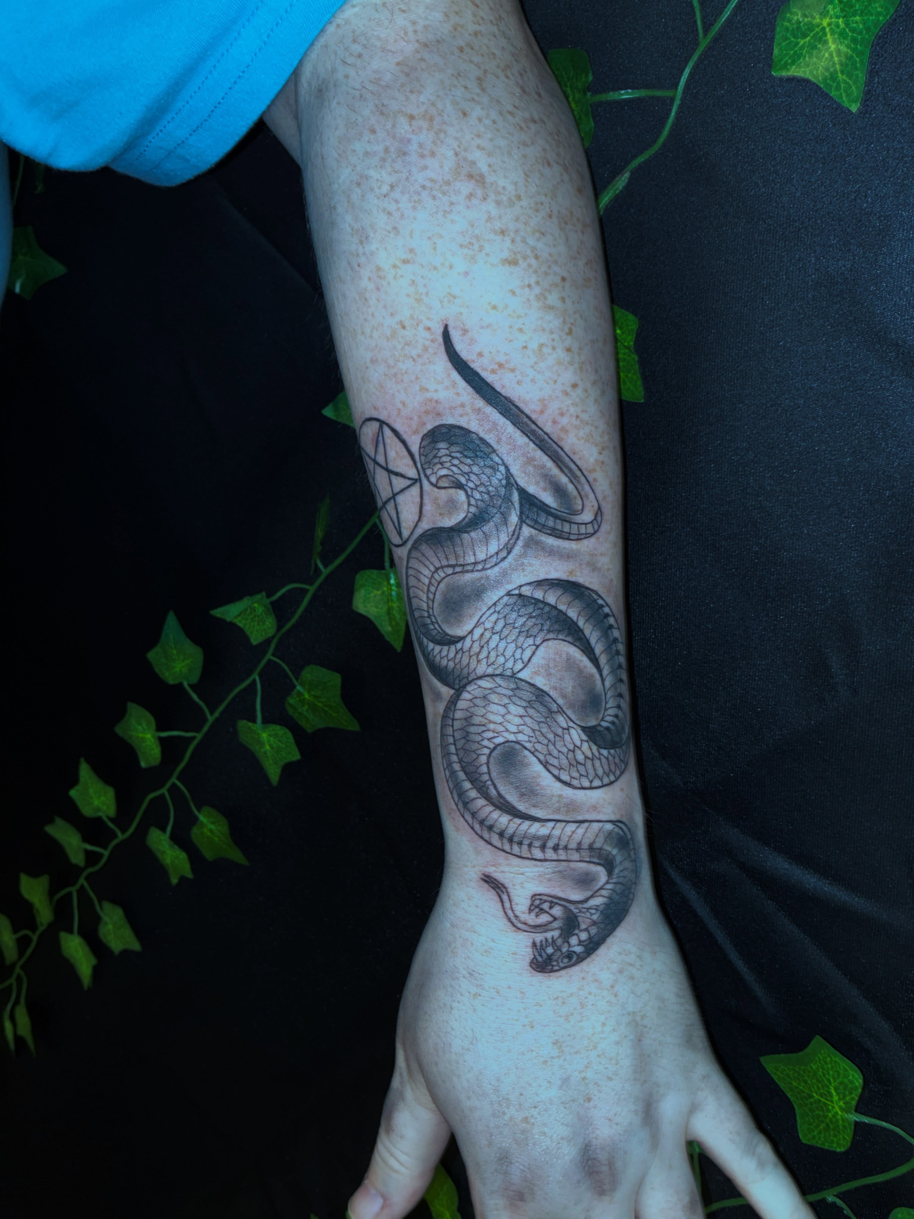 Tattoo by @bizzarreink — black_and_grey