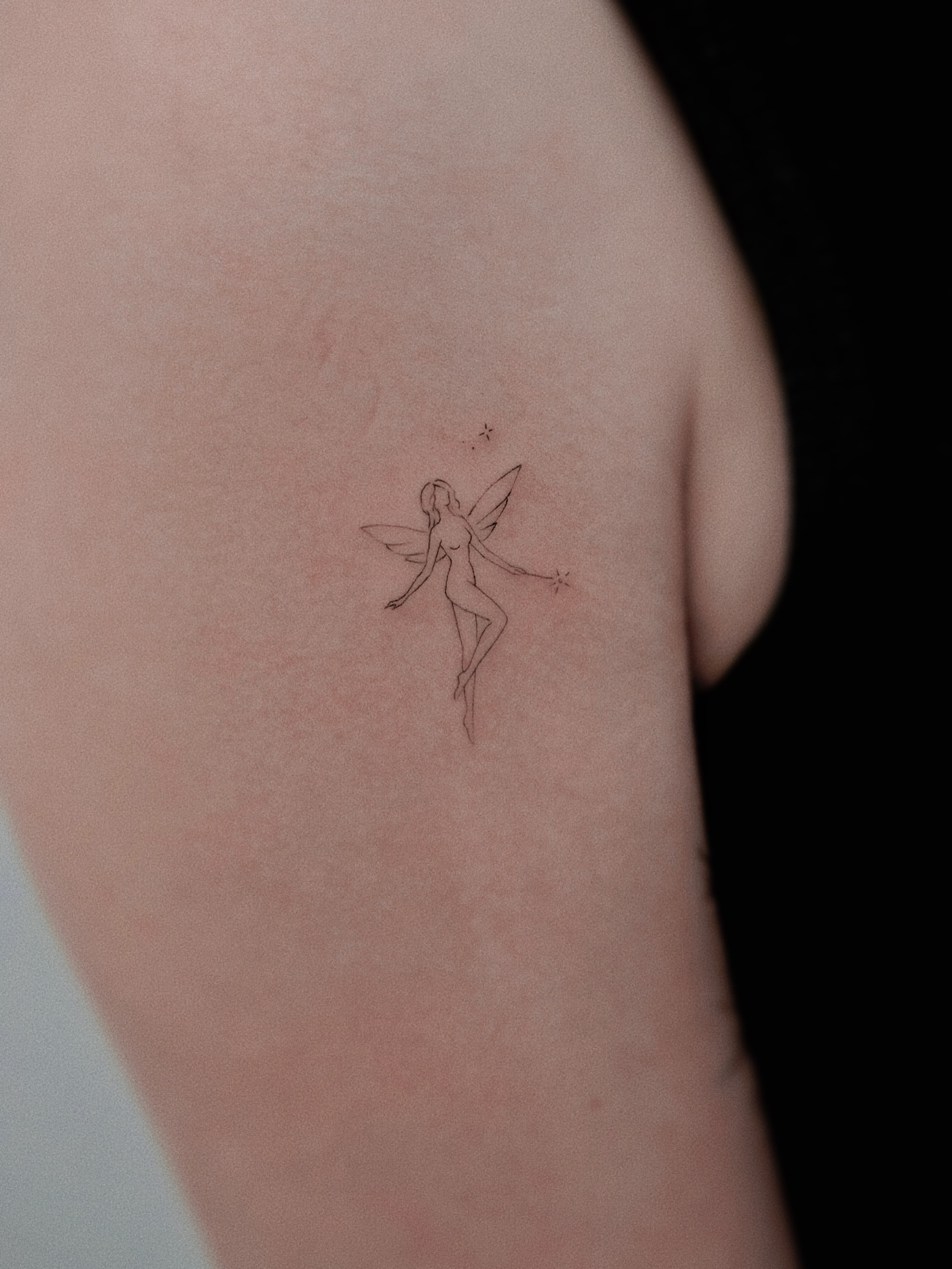 Tattoo by @13.tattooer — fine_line