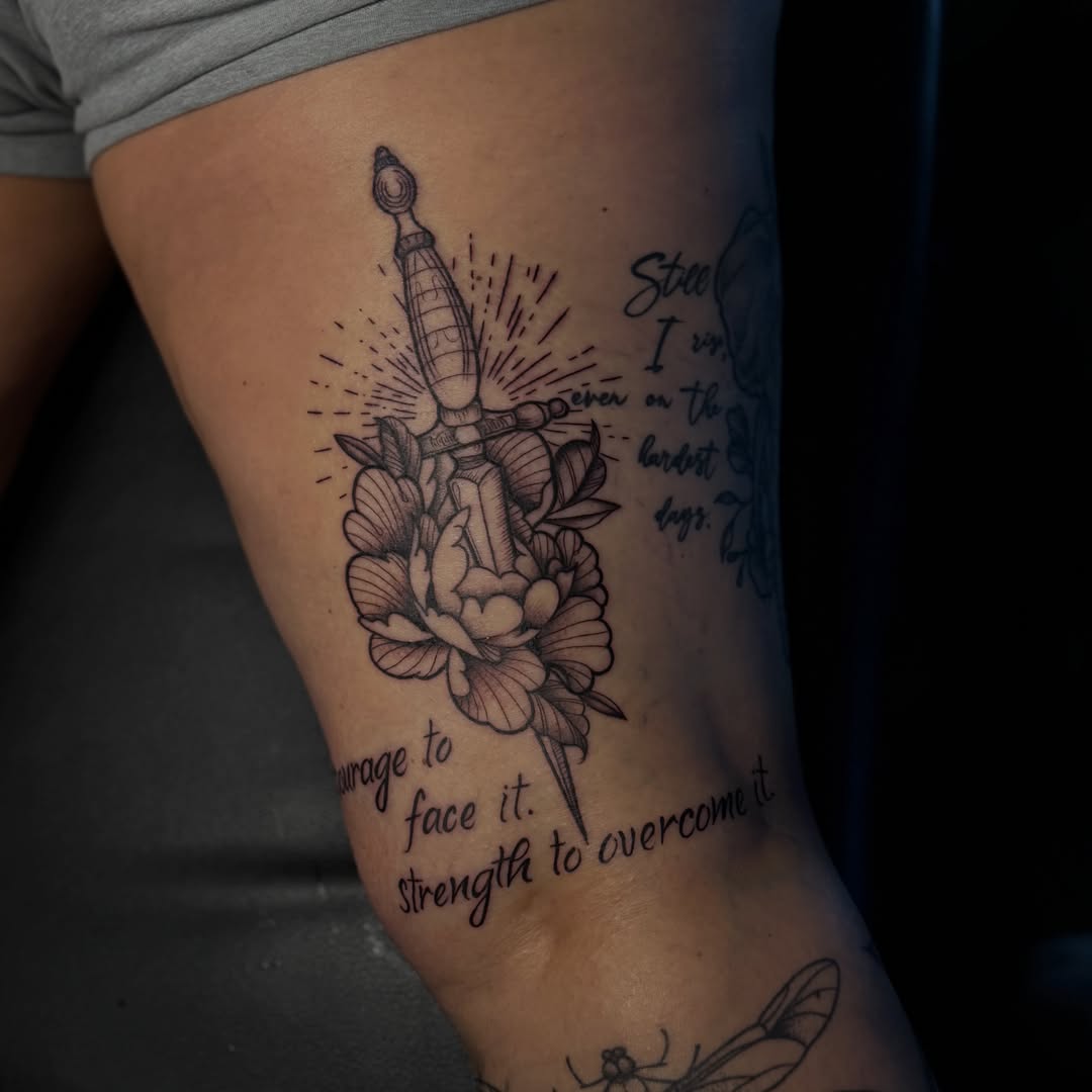 Tattoo by @divi.nediamonds — black_and_grey