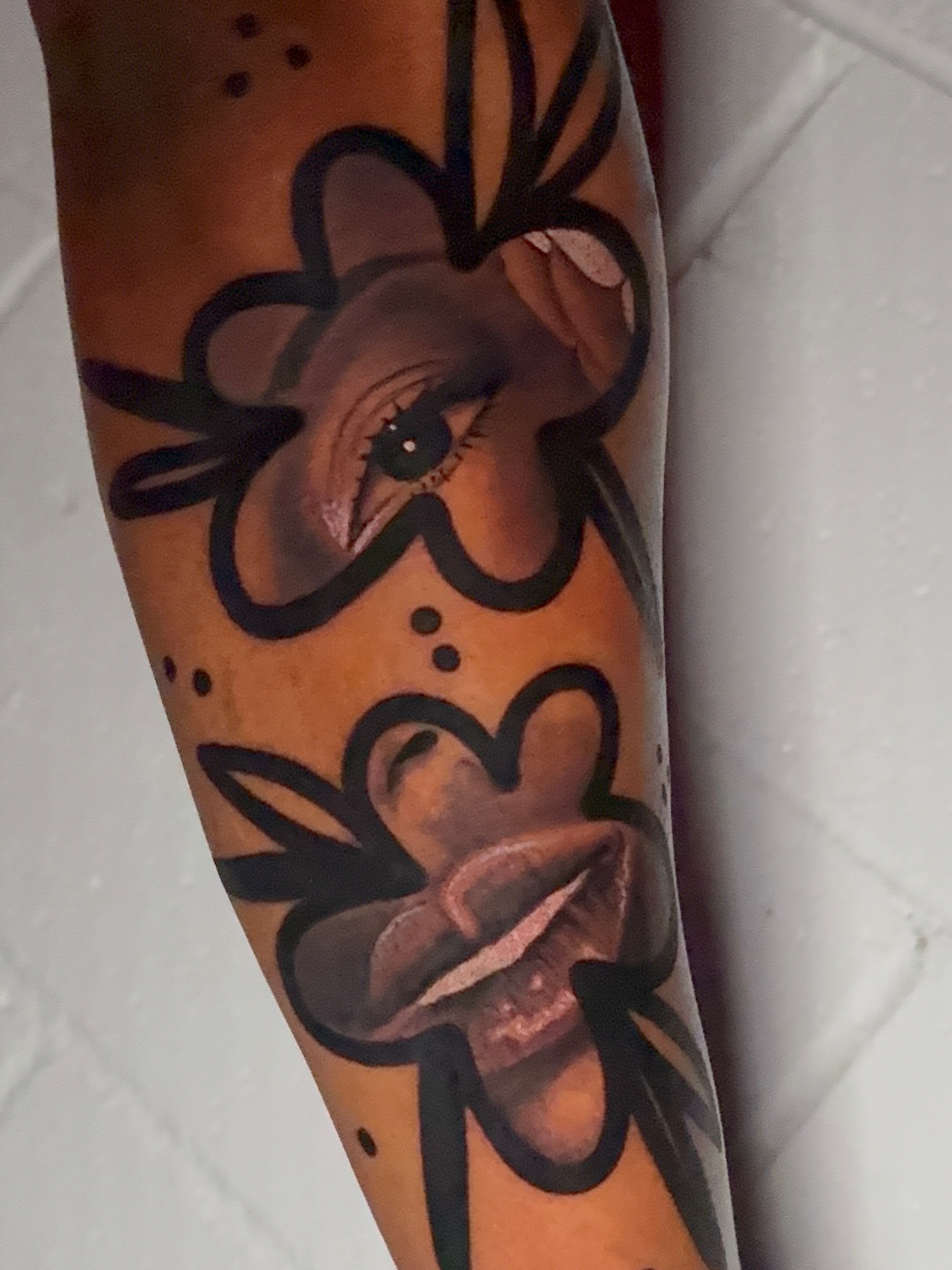 Tattoo by @svetlanatattoos — dotwork, realism