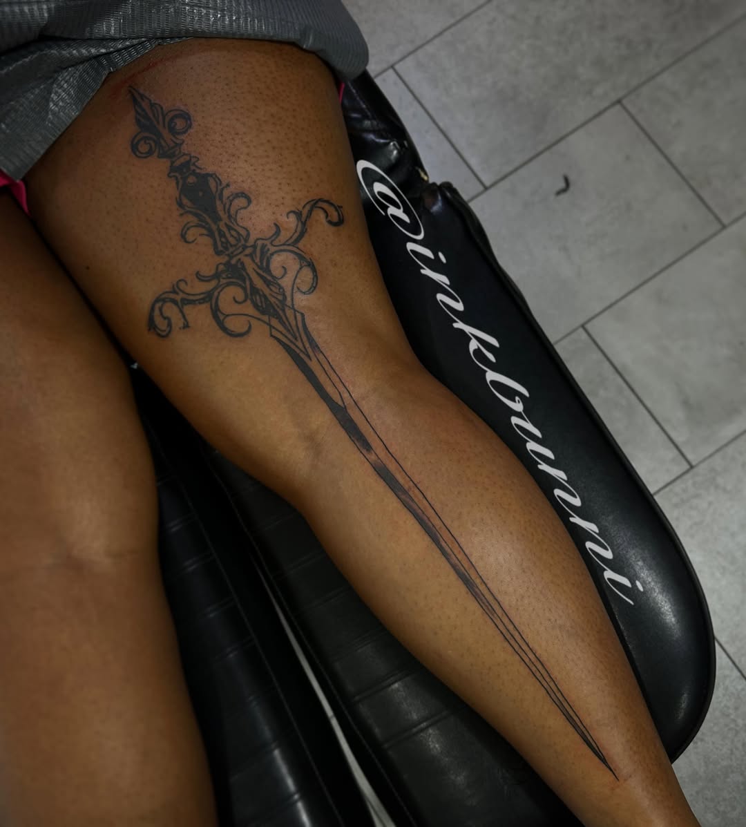 Scrollwork ornamental tattoo on the leg by Hailey Aka inkbunni, Detroit, Michigan