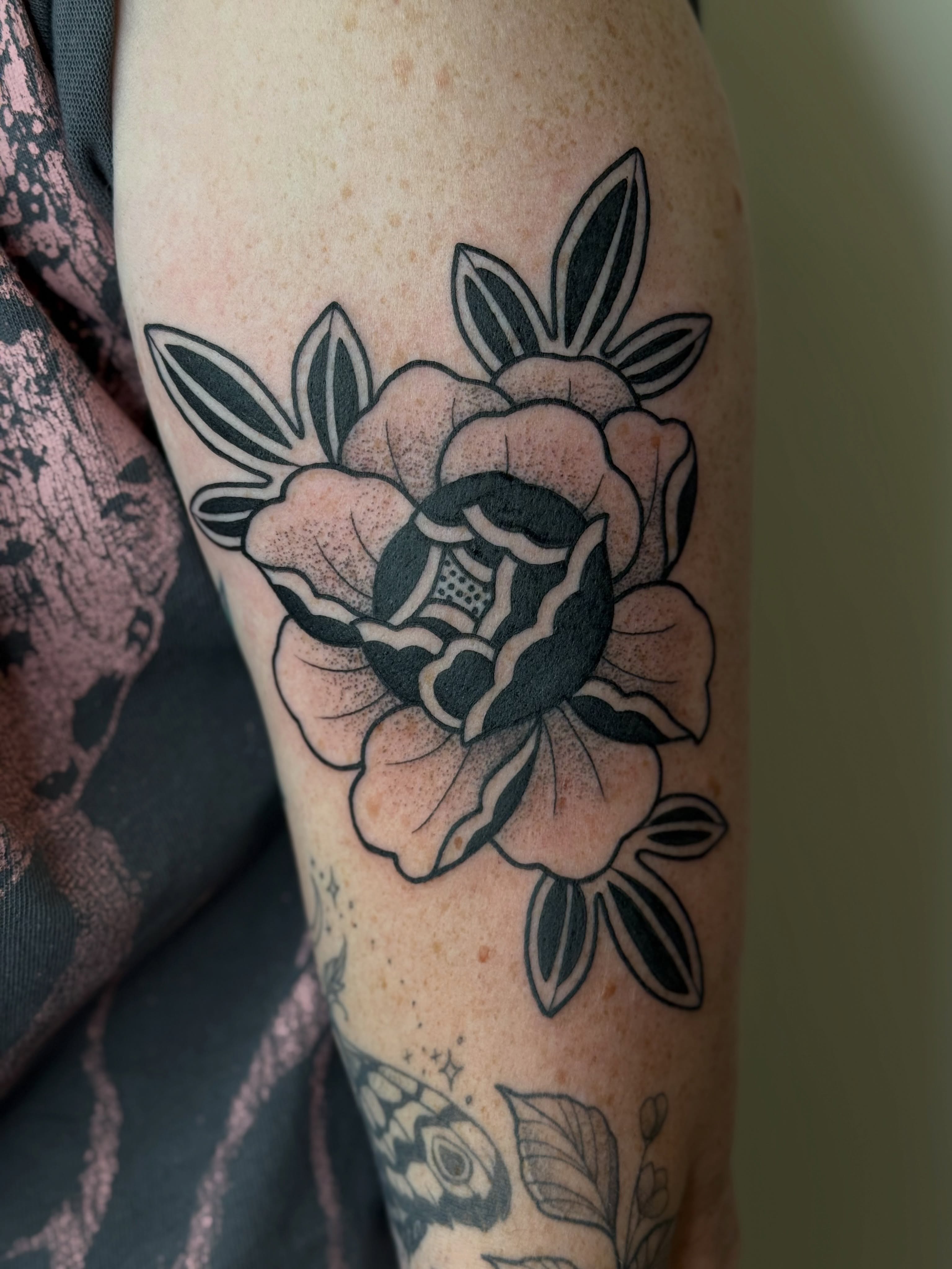 Tattoo by @girlypoptattoos — dotwork