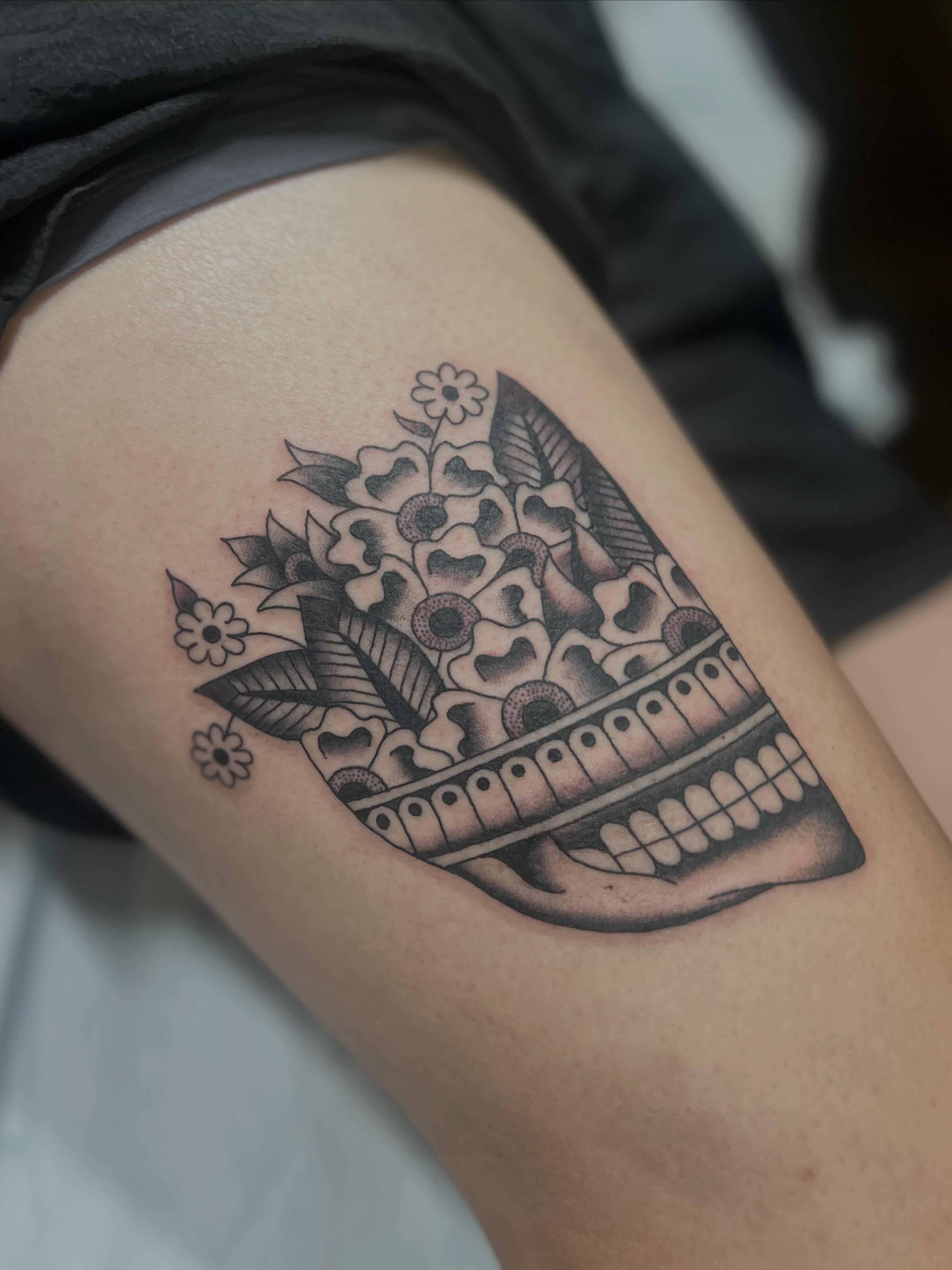 Tattoo by @david_tattselhoff — black_and_grey