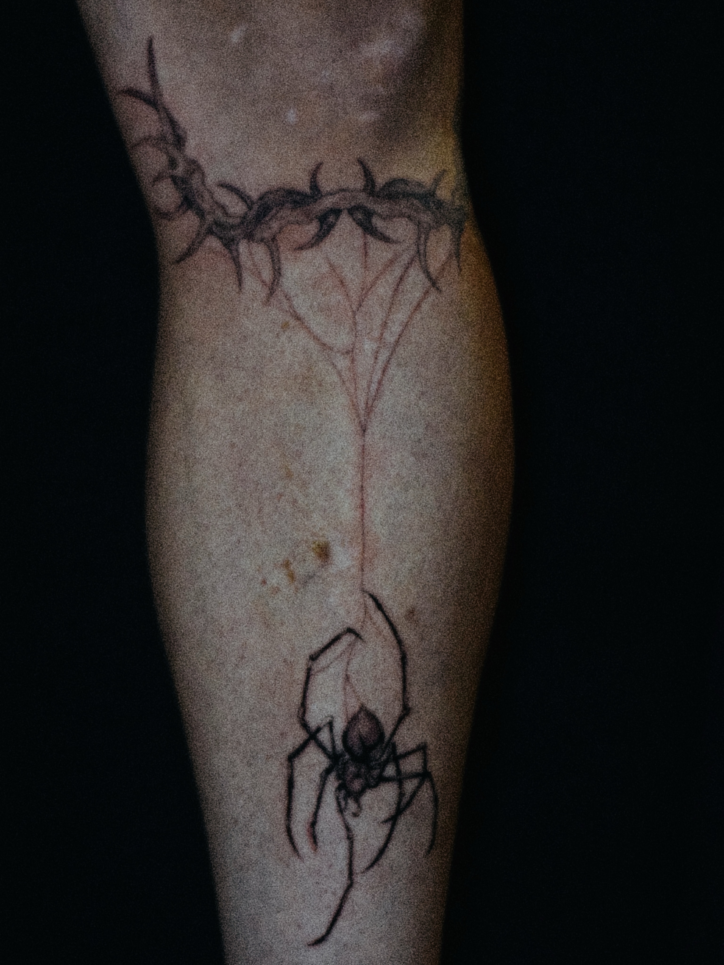 Tattoo by @maalaacaaraa — black_and_grey