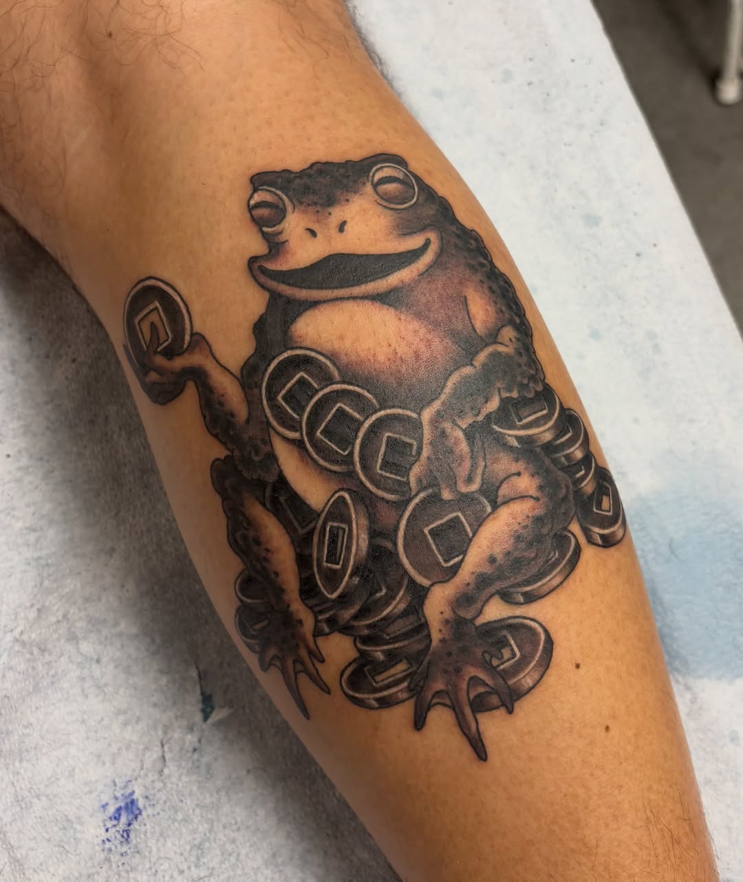 Tattoo by @elmertattoos — black_and_grey