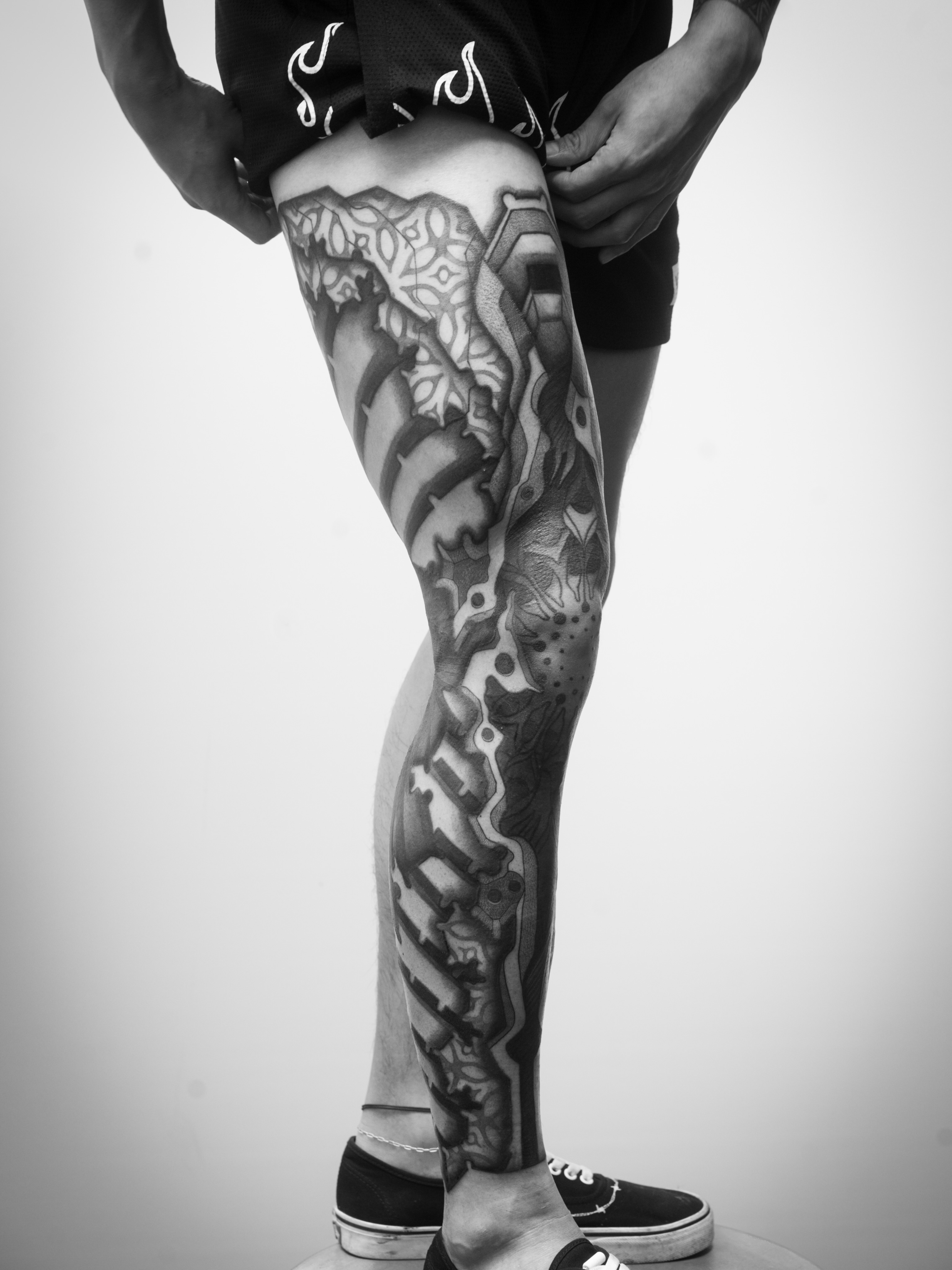 Tattoo by @josalinegreen — geometric