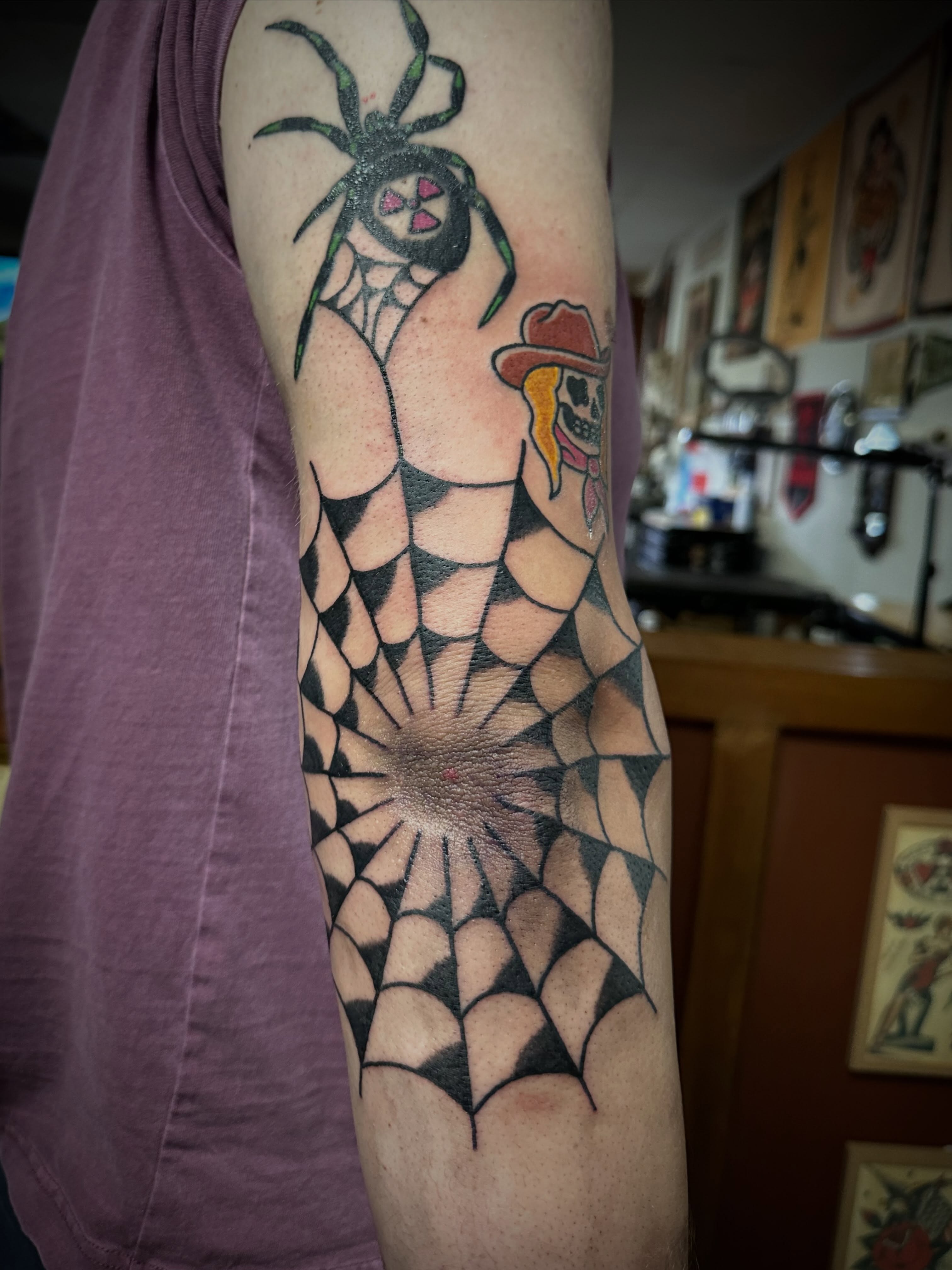 Tattoo by @jb.exotic — american_traditional, geometric