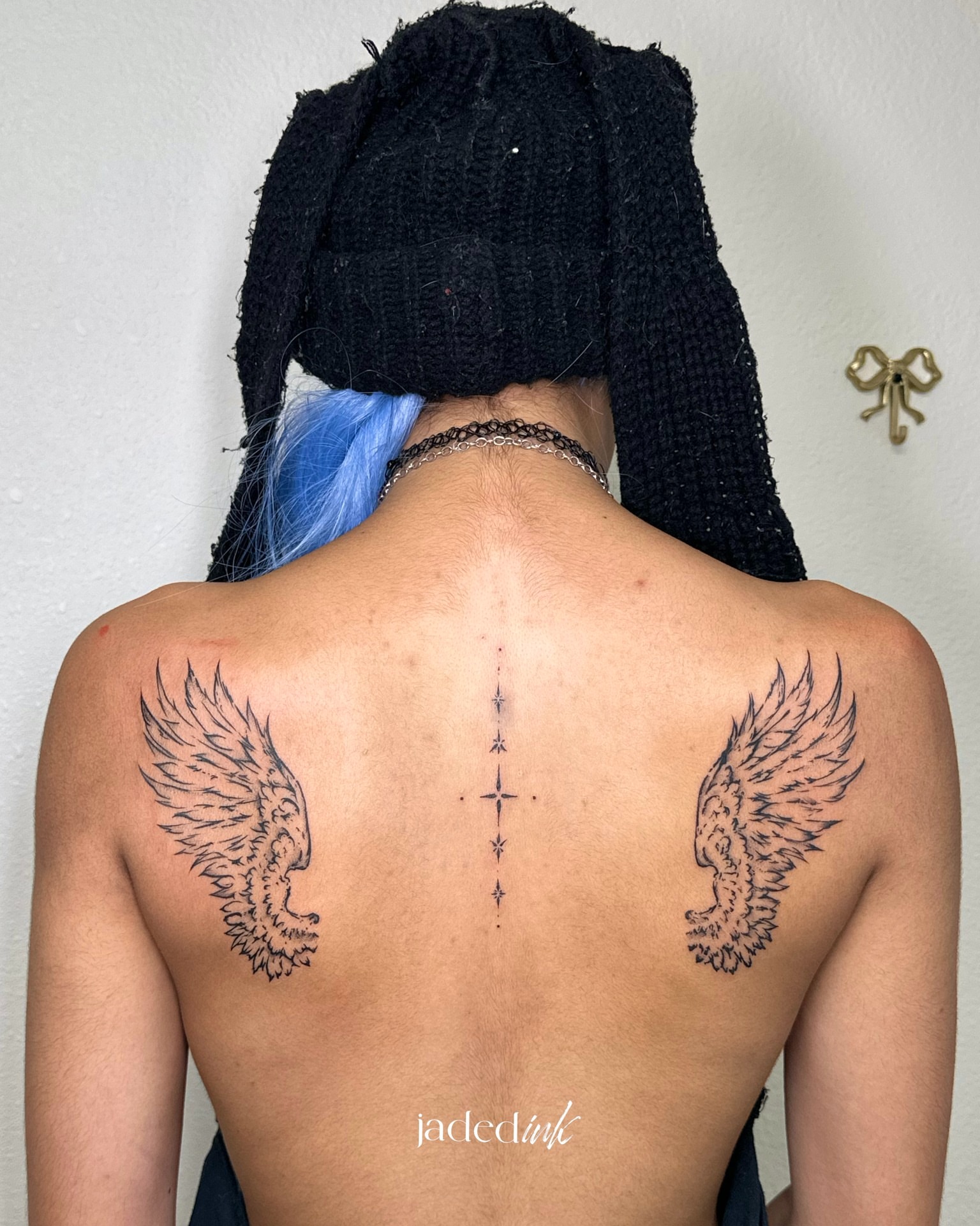 Wings black and grey tattoo on the back by 𝑱𝒂𝒅𝒆𝒅 𝑰𝒏𝒌 𝑷𝒆𝒓𝒎𝒂𝒏𝒆𝒏𝒕 𝑴𝒂𝒌𝒆𝒖𝒑 & 𝑻𝒂𝒕𝒕𝒐𝒐