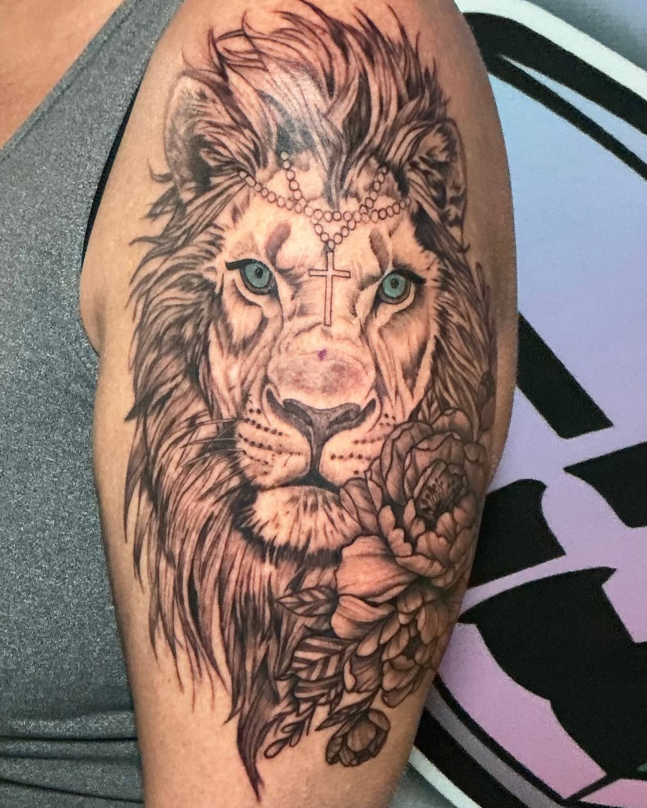 Tattoo by @mamabirdstattoos.piercings — realism, black_and_grey