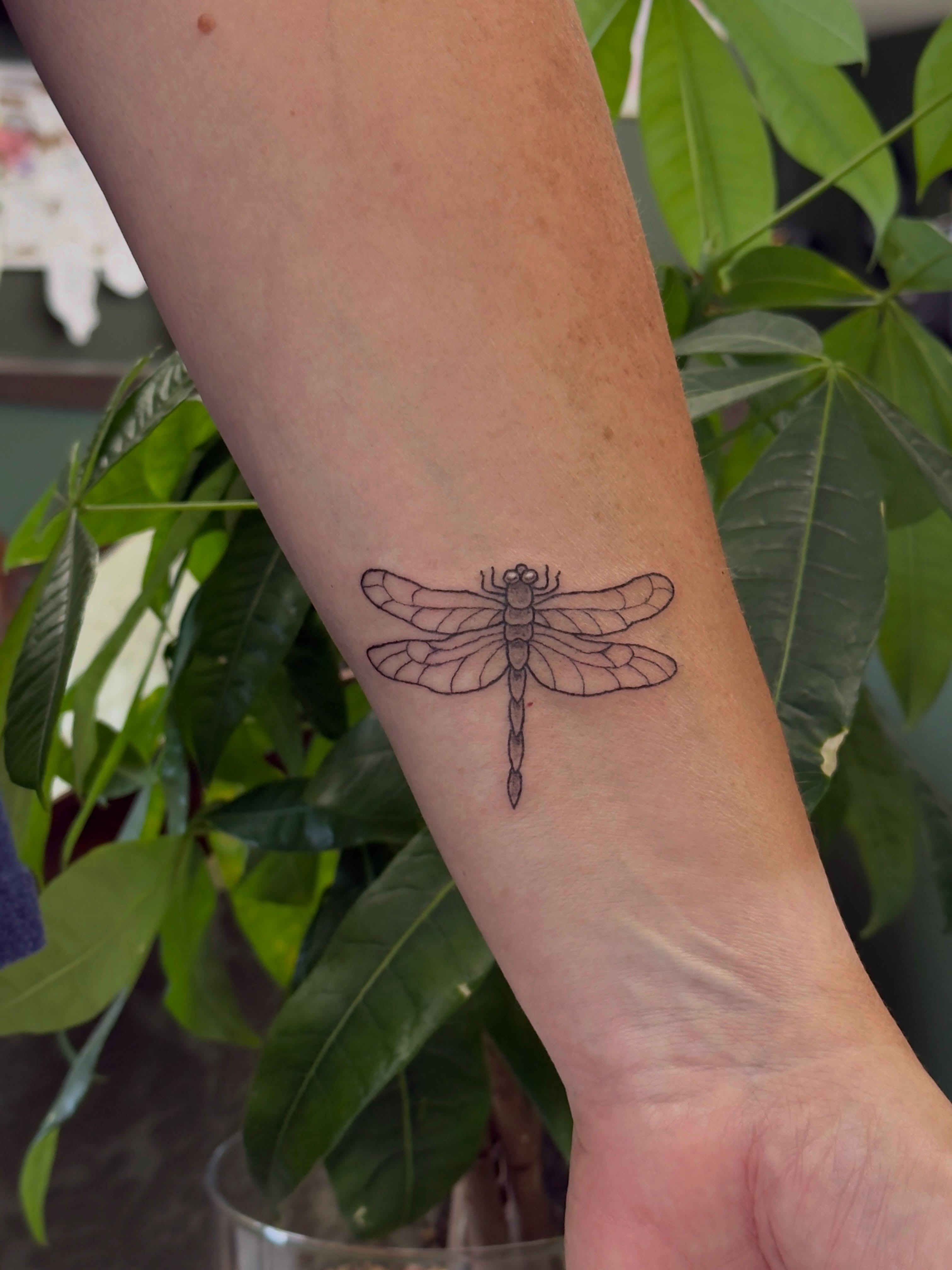 Tattoo by @apri1fish — fine_line