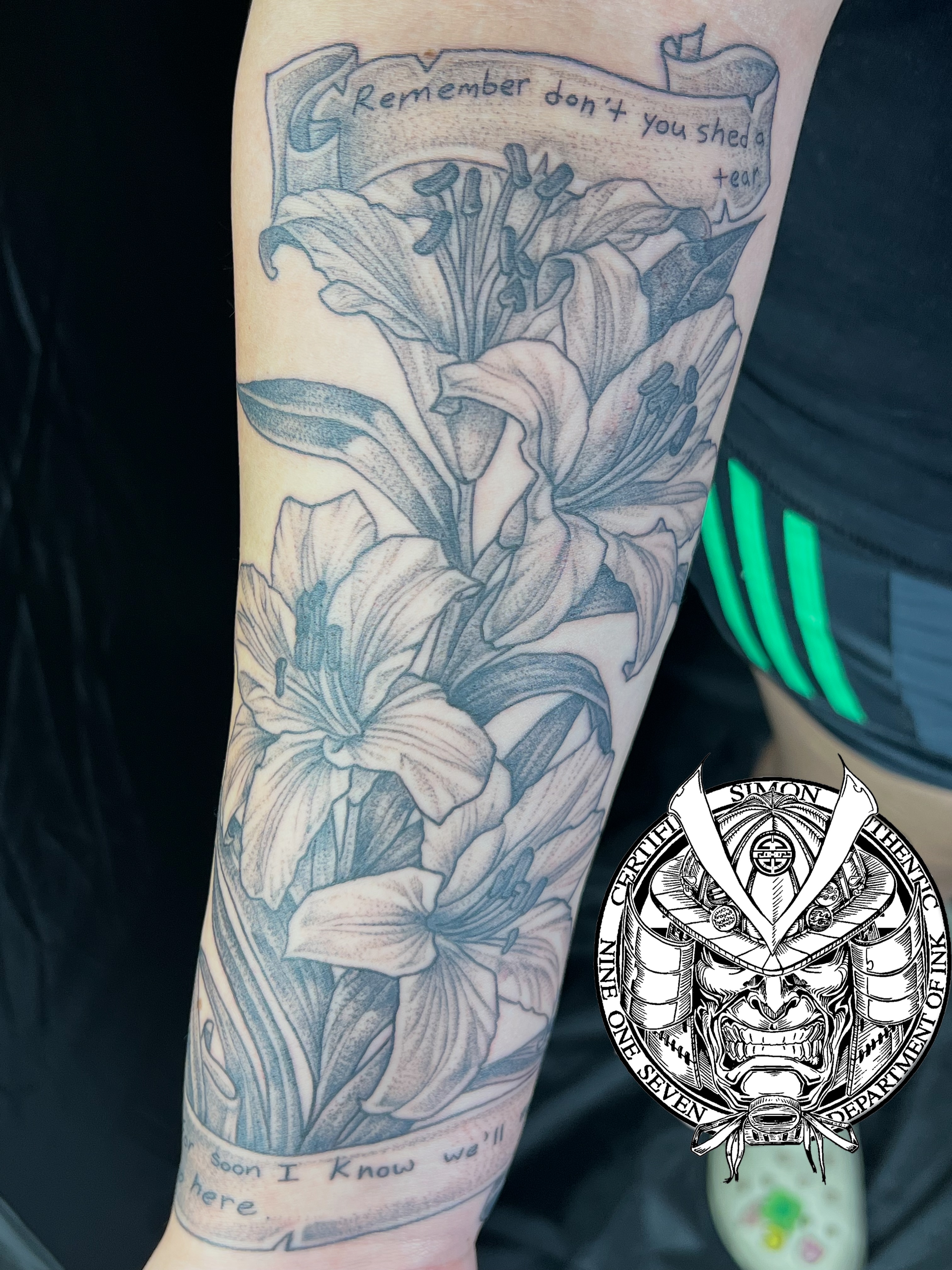 Tattoo by @mrsimontattoo — black_and_grey
