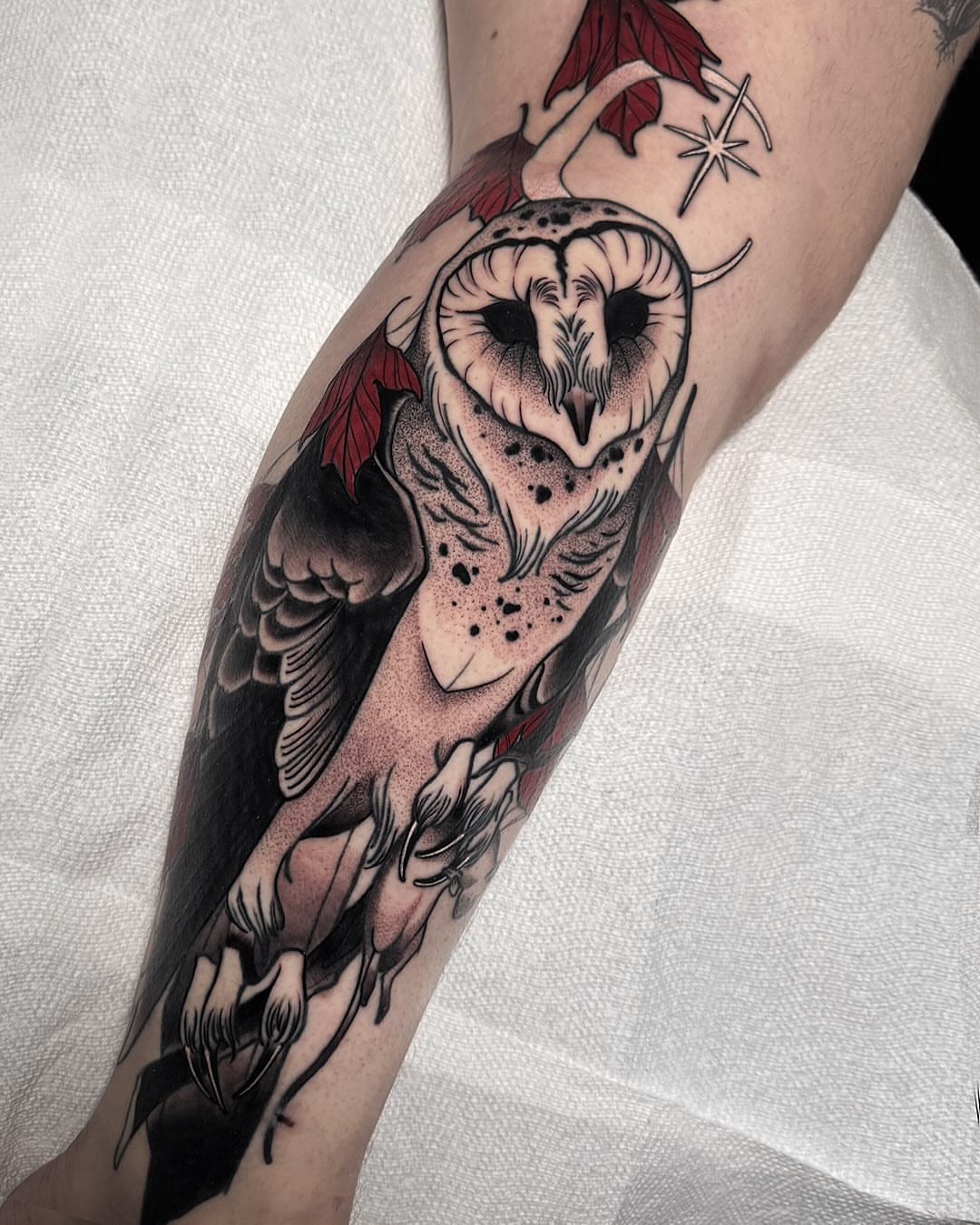 Tattoo by @yesitattoos — dotwork, realism