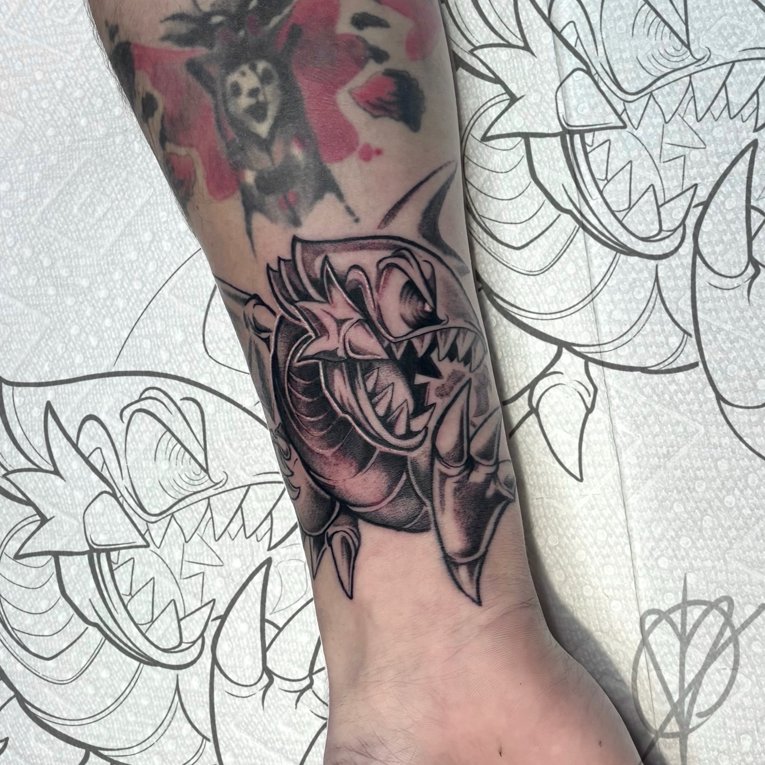 Tattoo by @owlliemoontattoo — black_and_grey