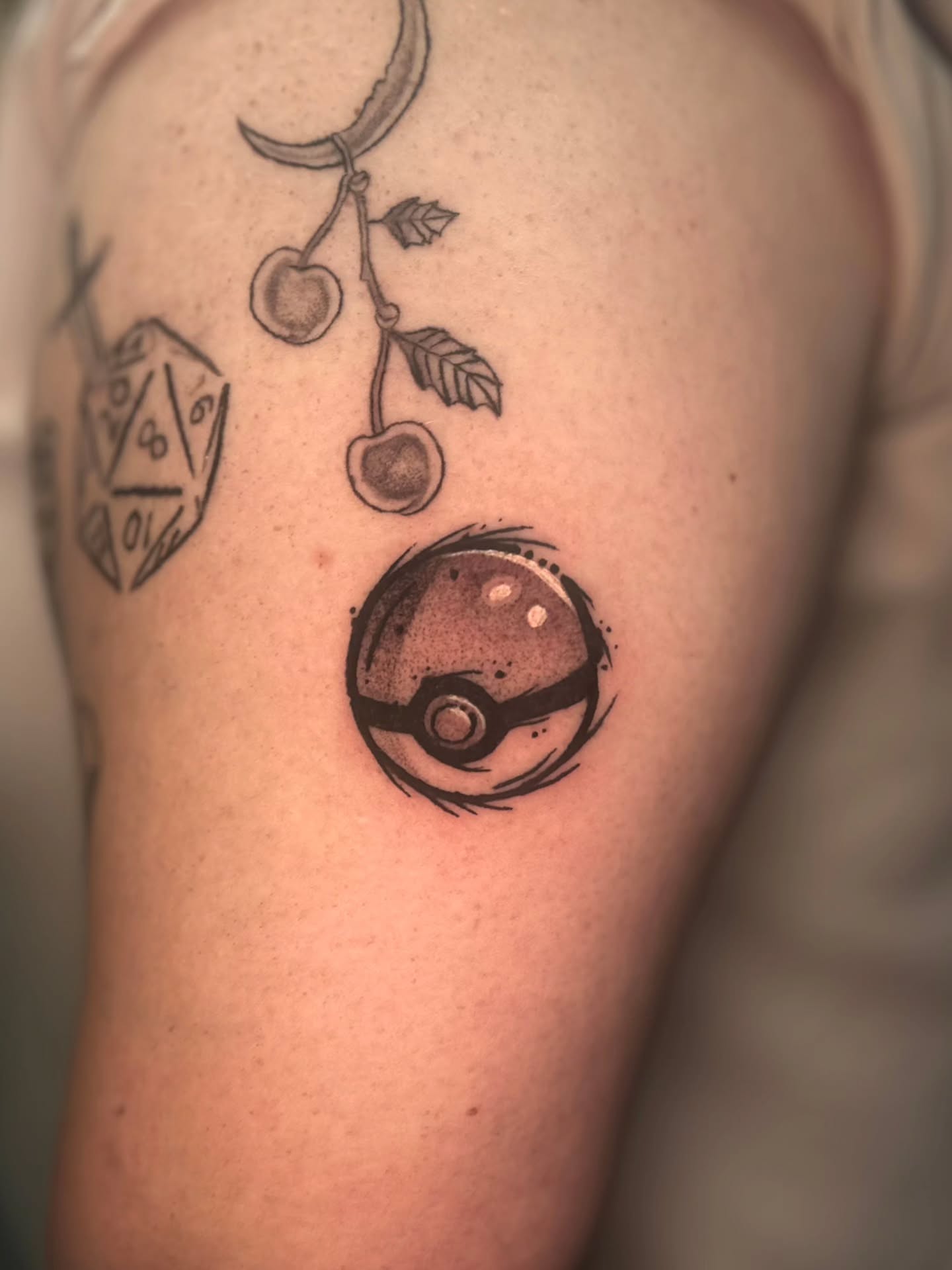 Tattoo by @benicetattoos — black_and_grey, geometric