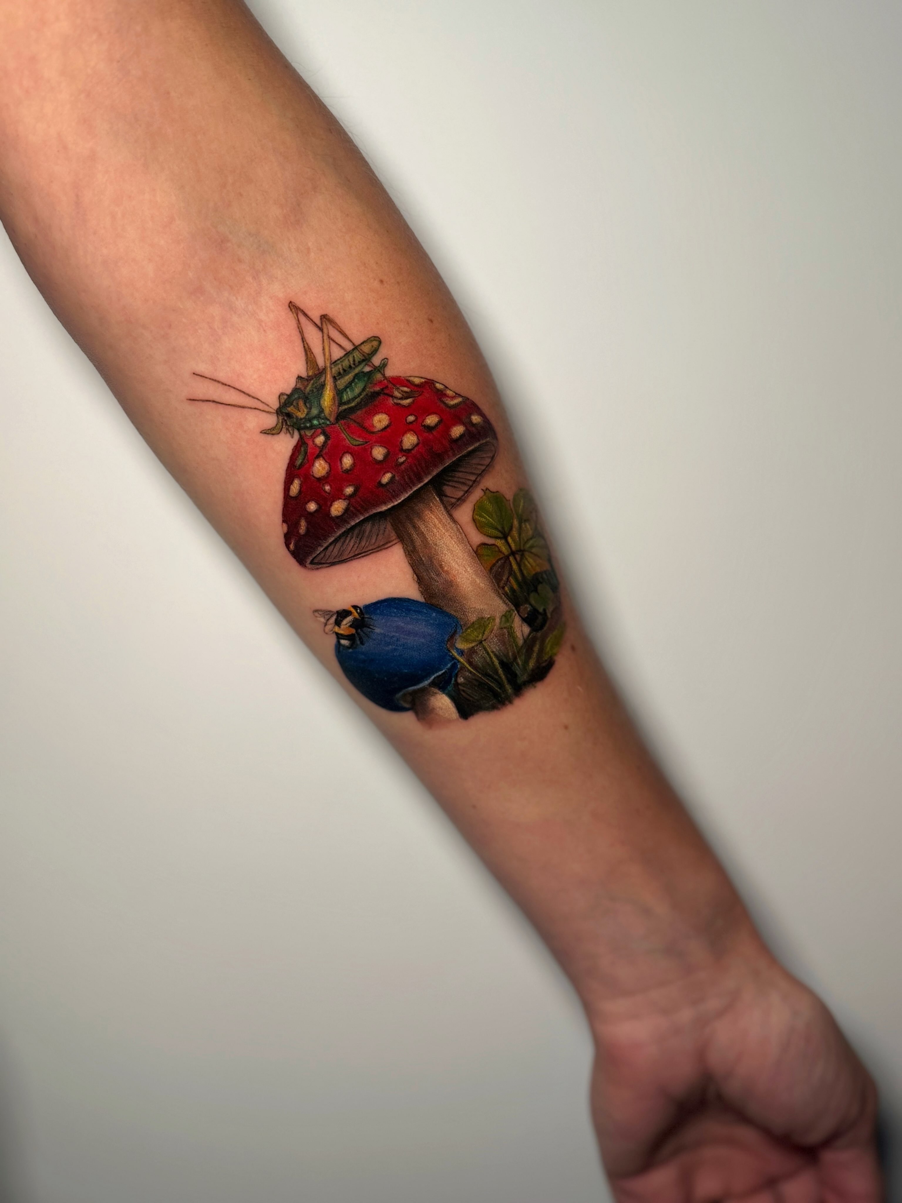 Tattoo by @irisarelart — realism