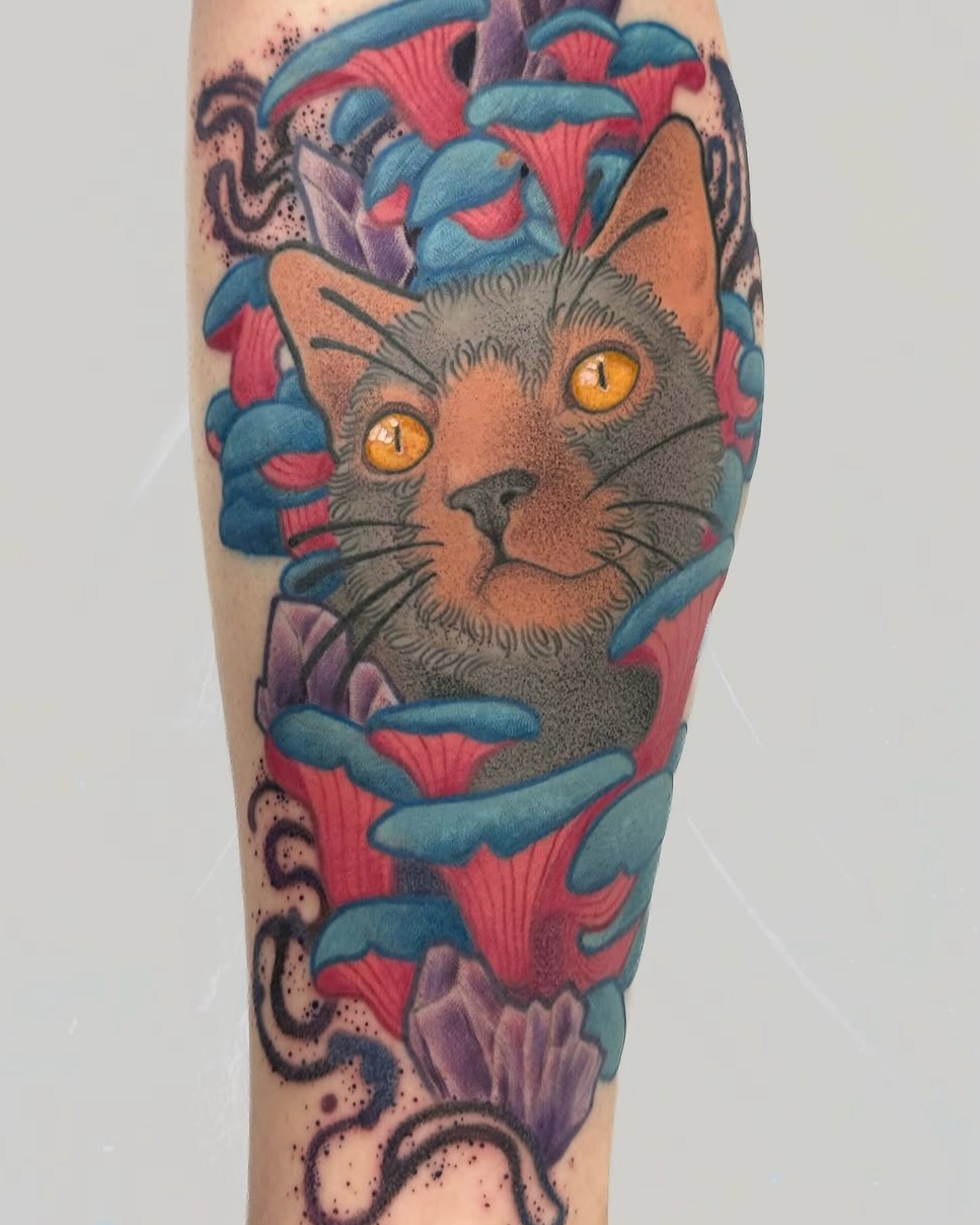 Tattoo by @theredcrownmagic — american_traditional