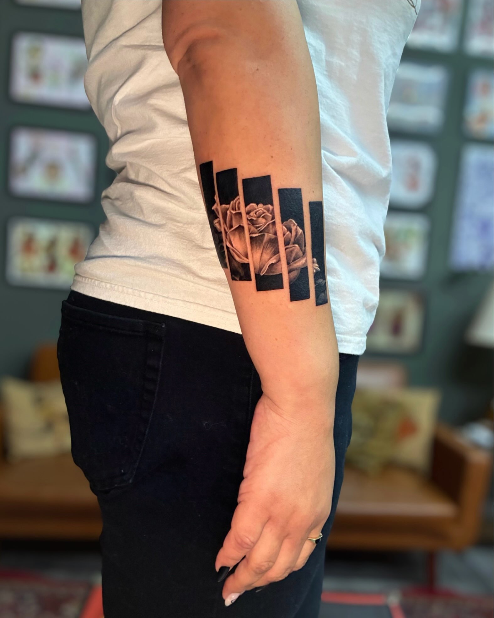 Tattoo by @sheilarosita.tats โ black_and_grey, realism