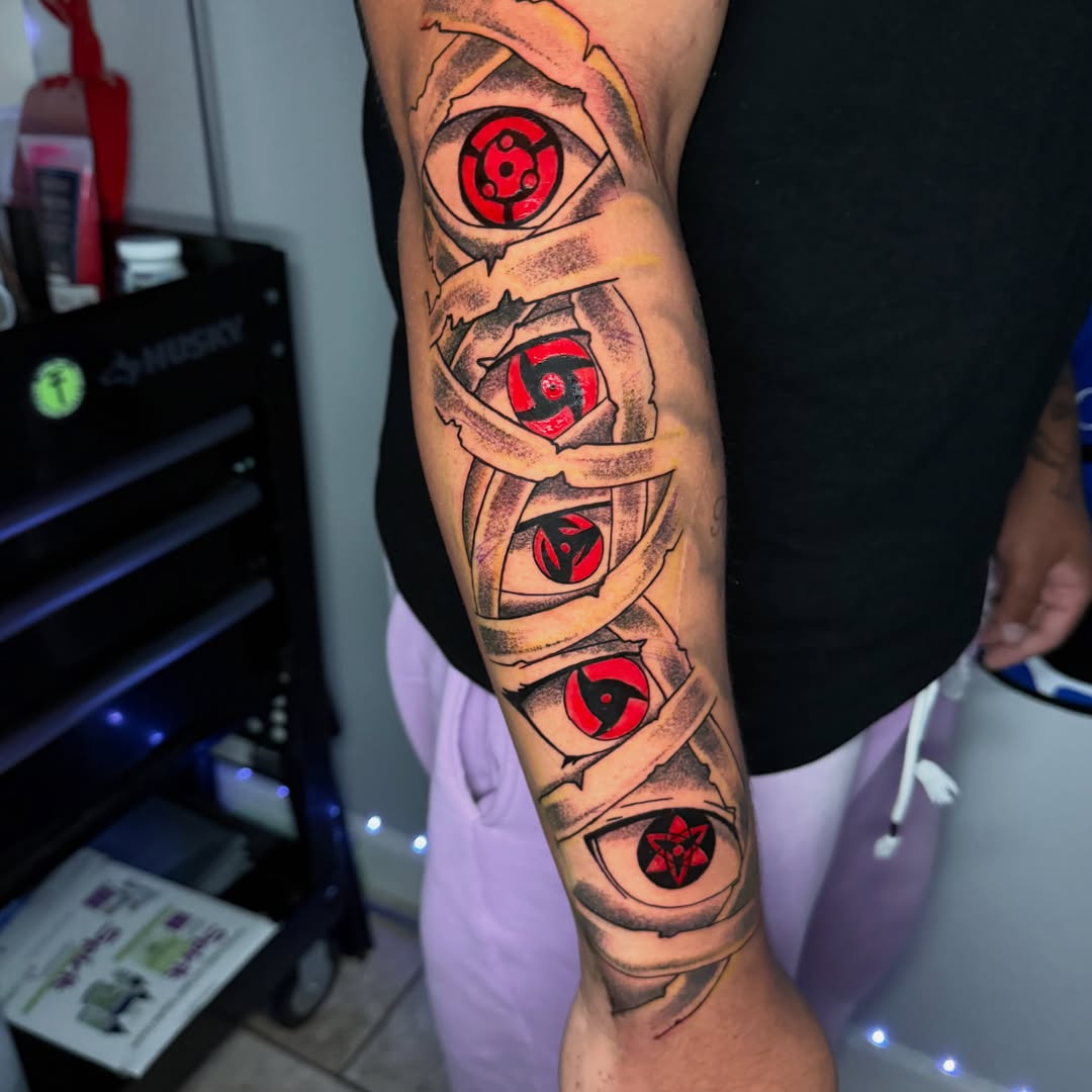 Tattoo by @tonyvontony β black_and_grey