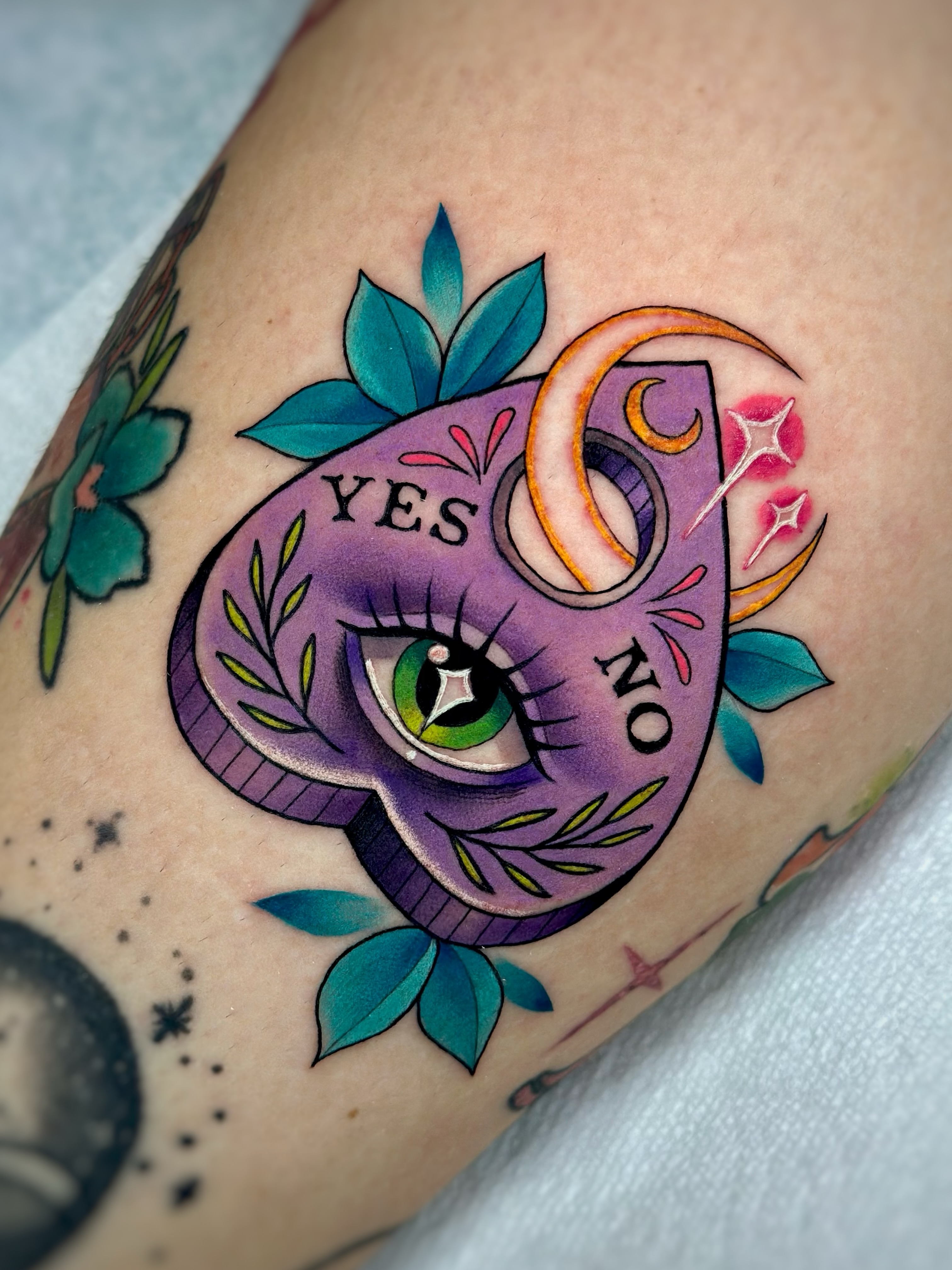 Tattoo by @tiaberrys — american_traditional