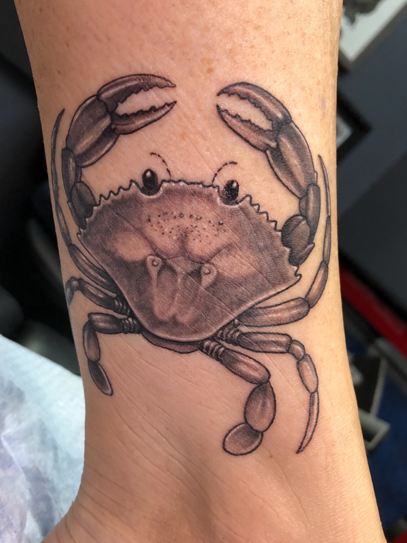 Tattoo by @inkandpainttattoo — realism